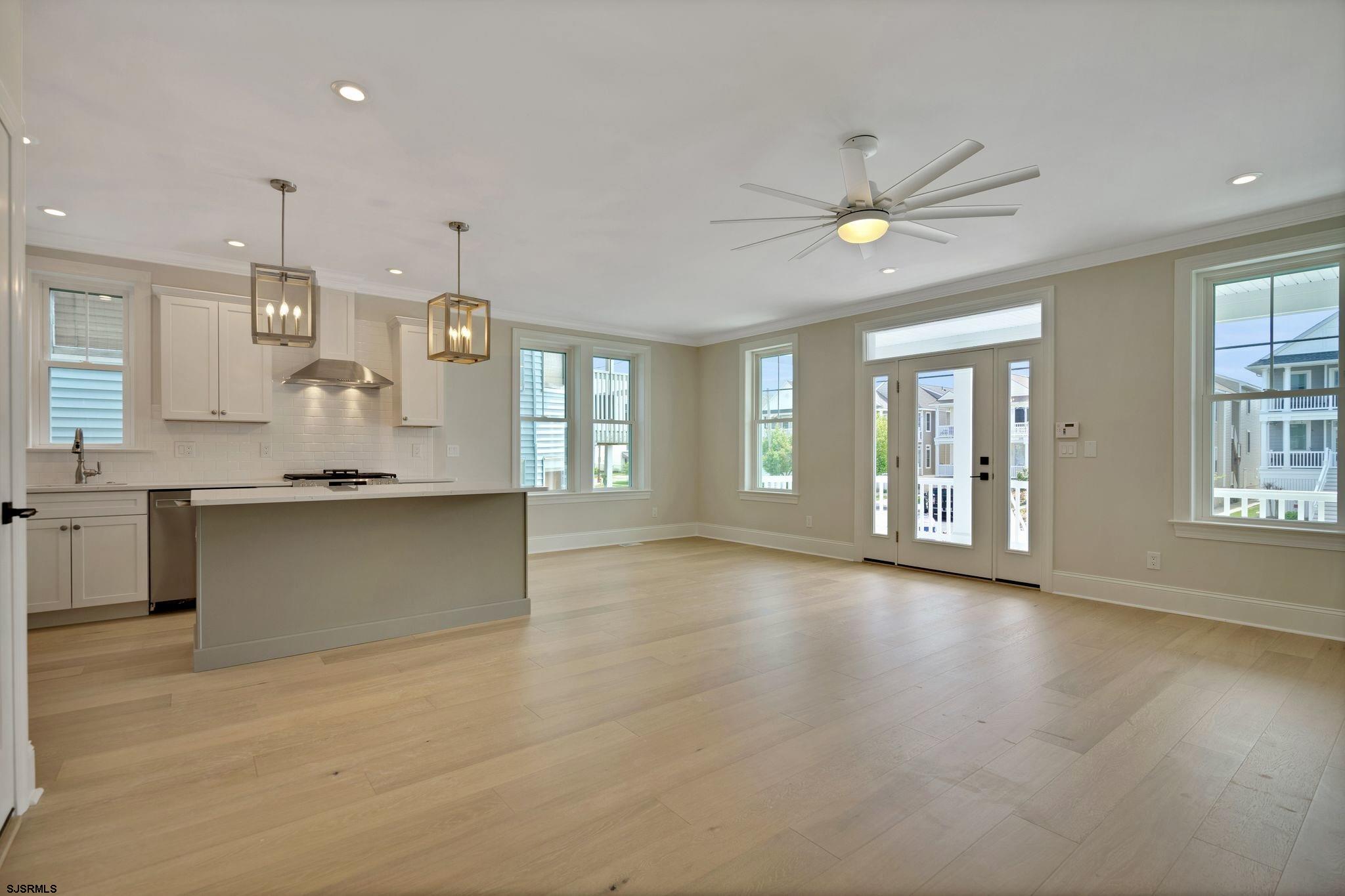 424 West Avenue Unit: 1