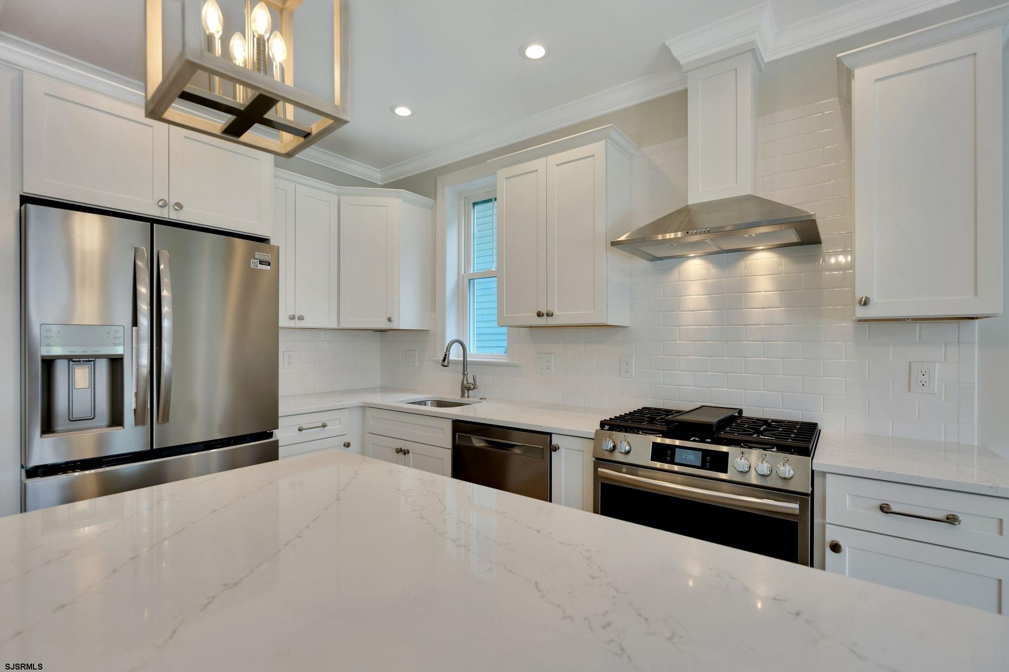 424 West Avenue Unit: 1