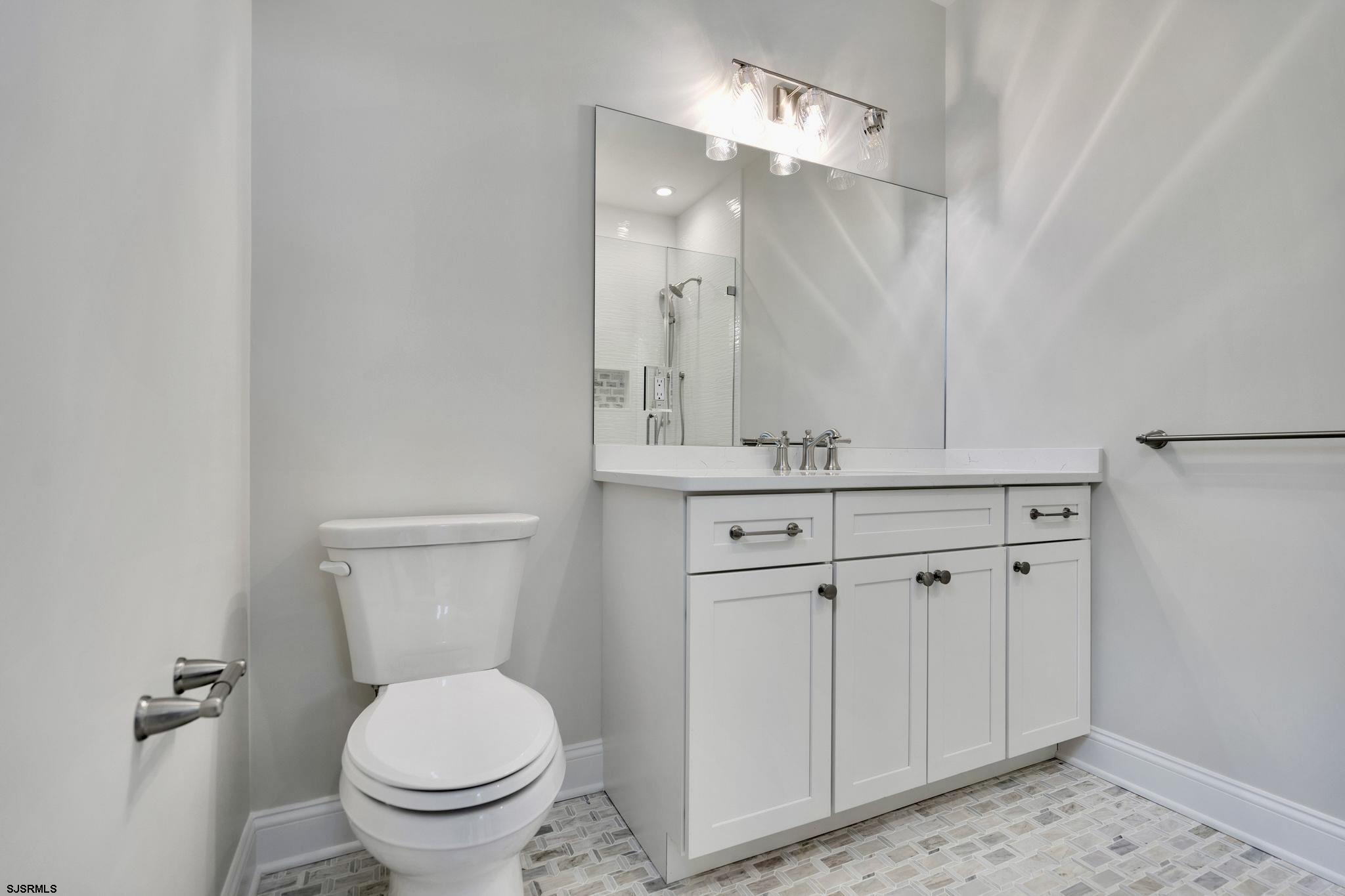 424 West Avenue Unit: 1