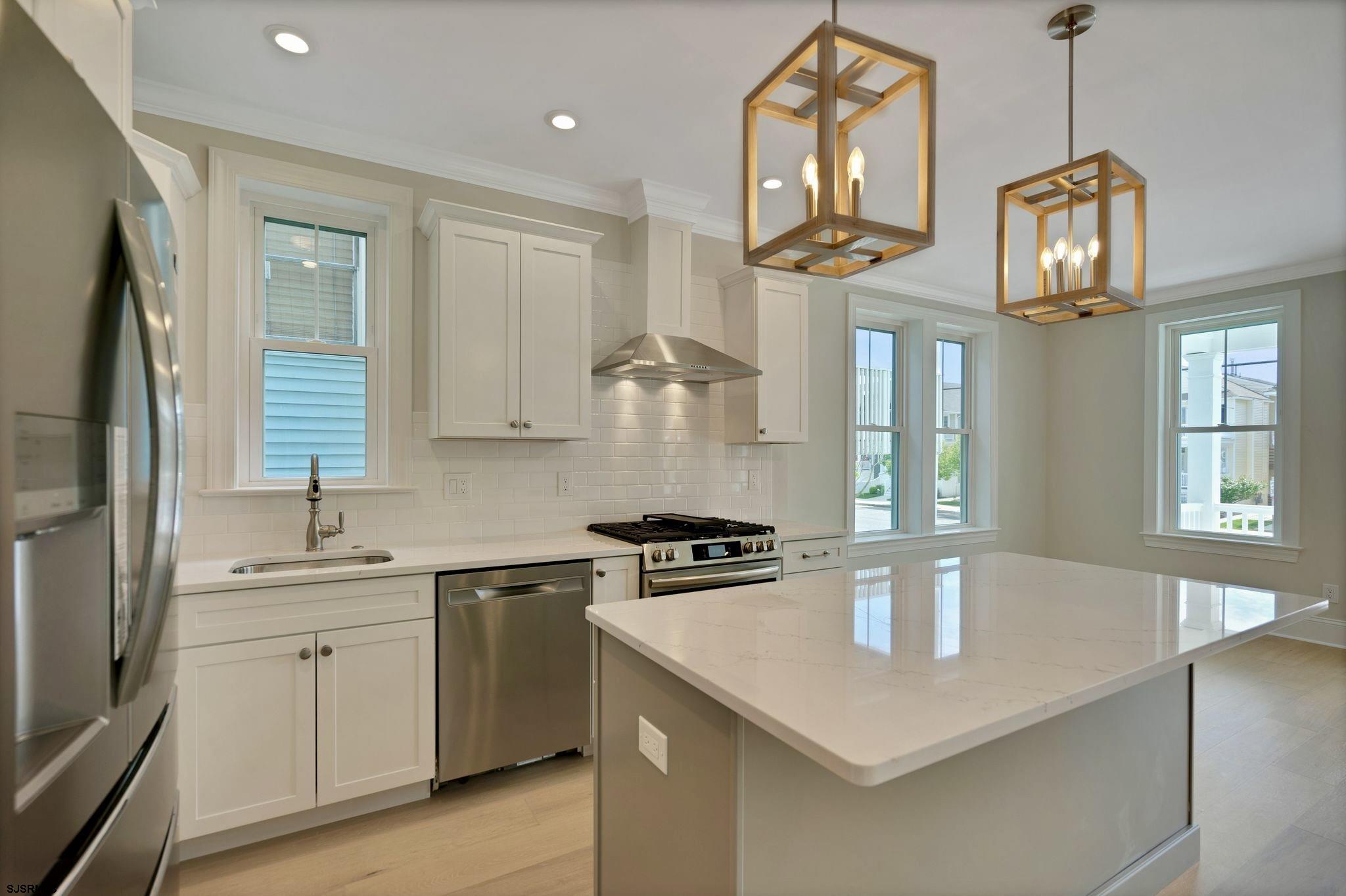 424 West Avenue Unit: 1