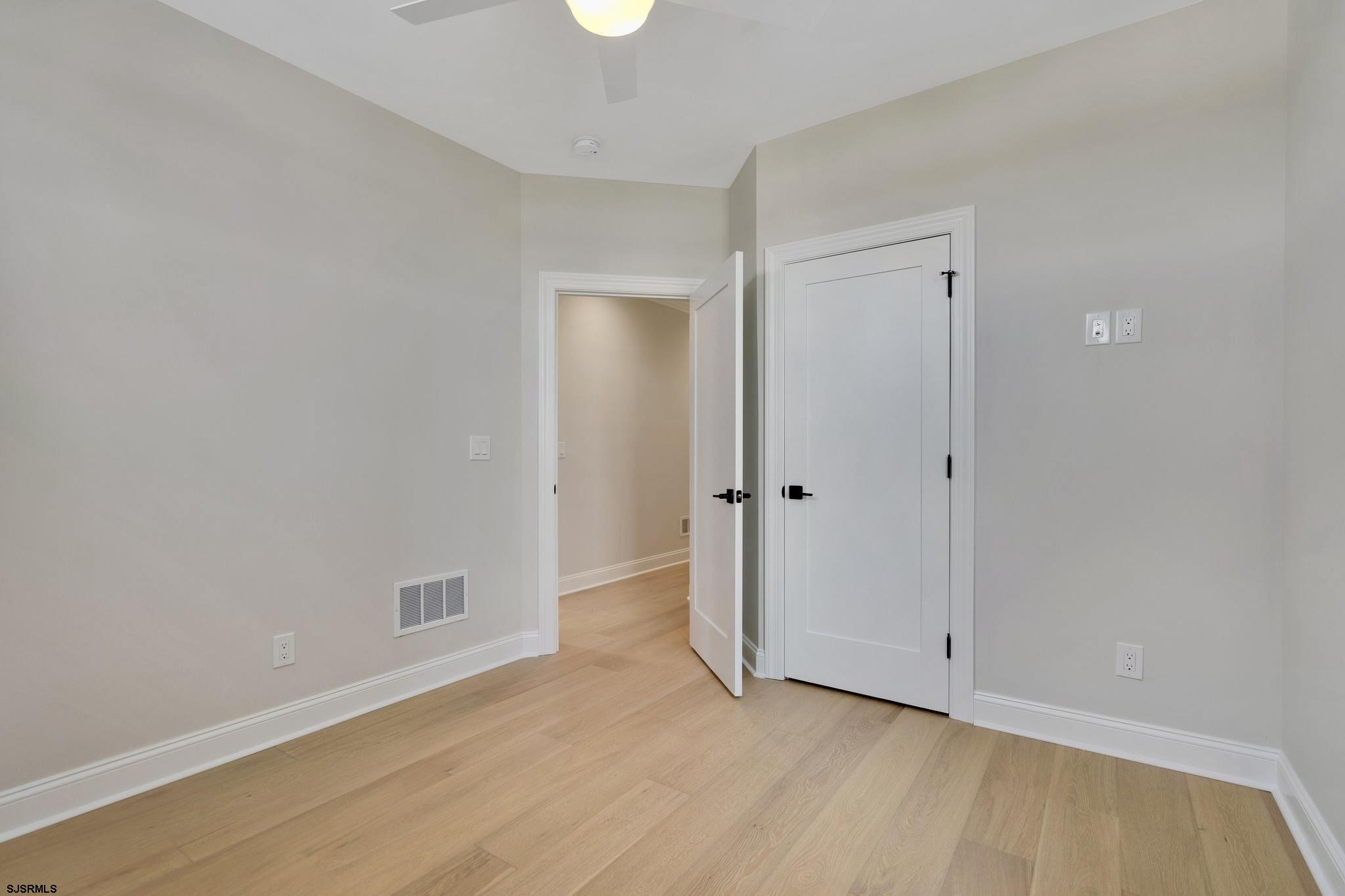 424 West Avenue Unit: 1