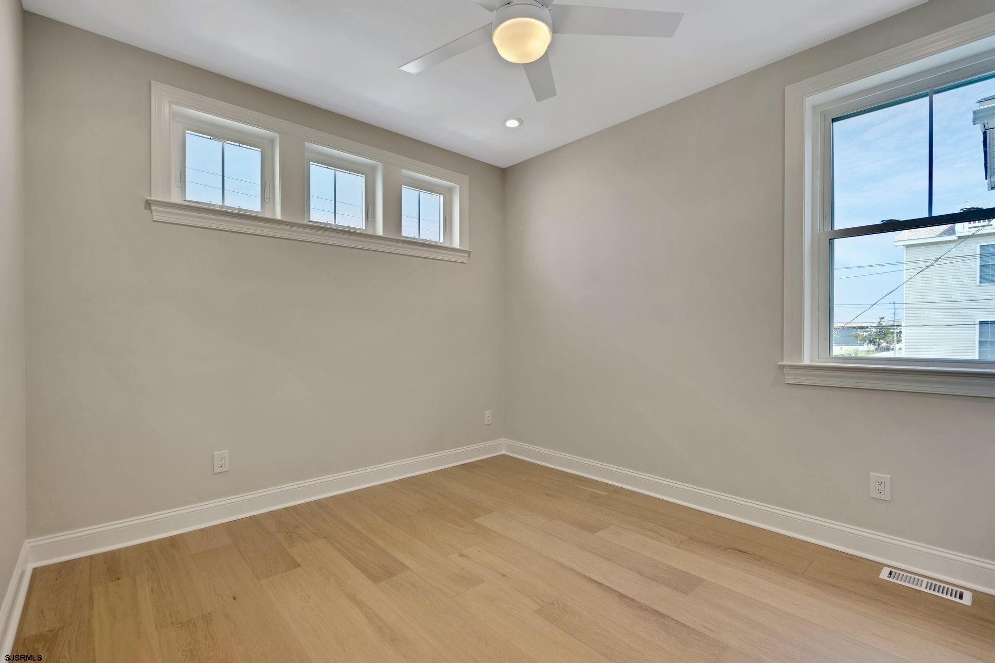 424 West Avenue Unit: 1