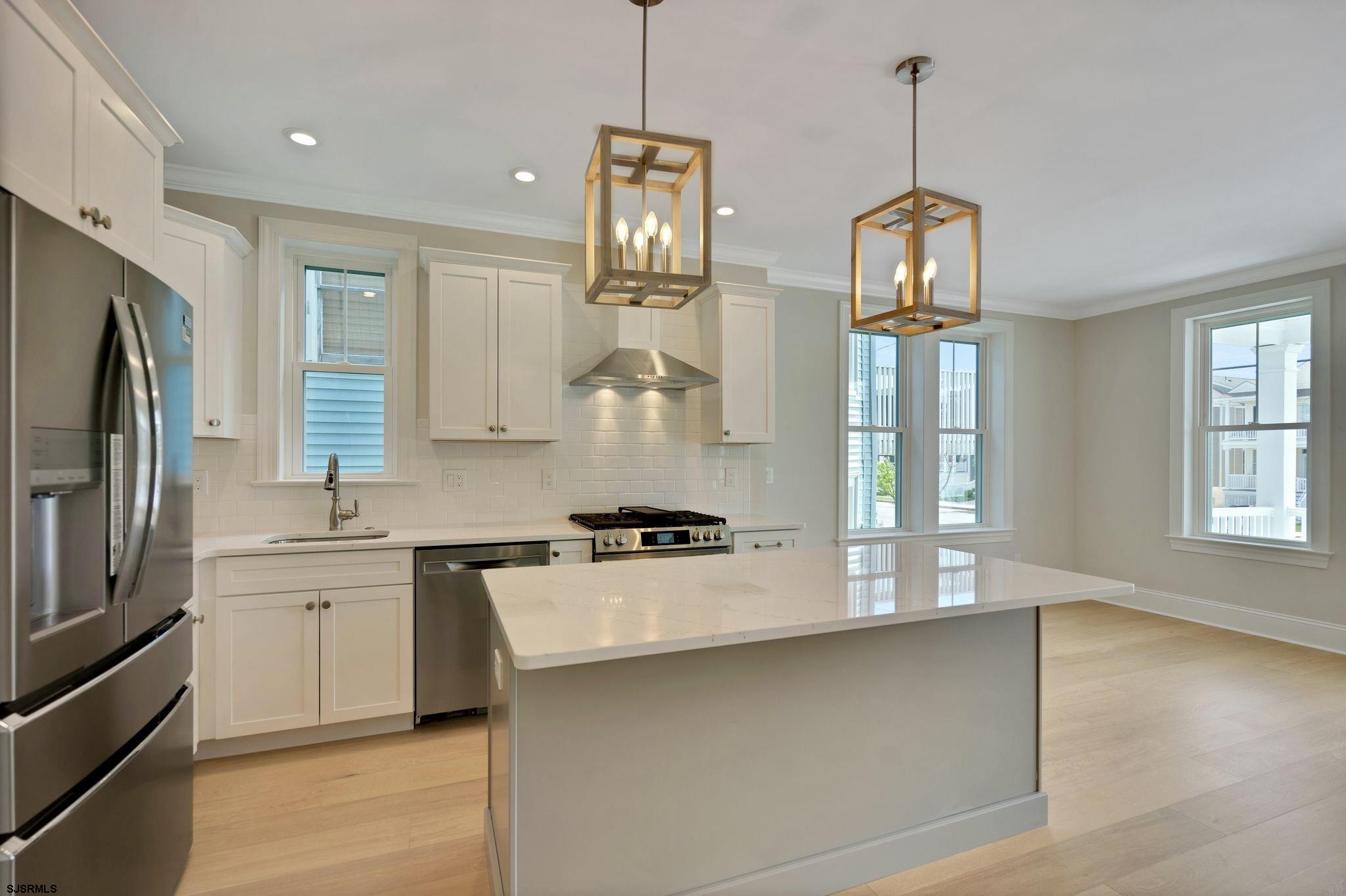 424 West Avenue Unit: 1