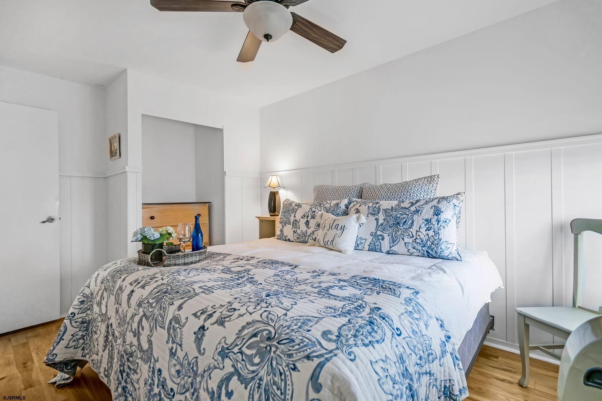 5 W 6th Street Unit: 5