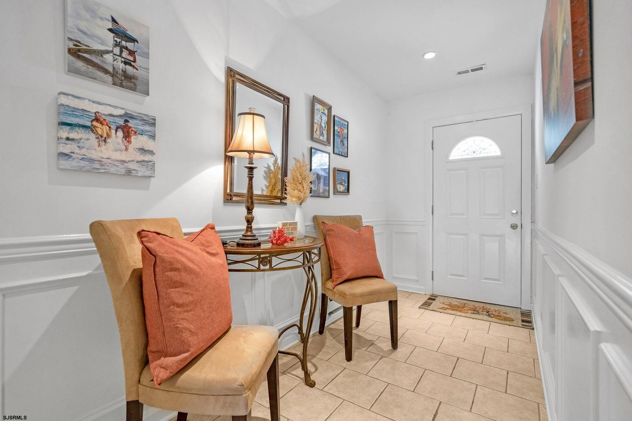 5 W 6th Street Unit: 5