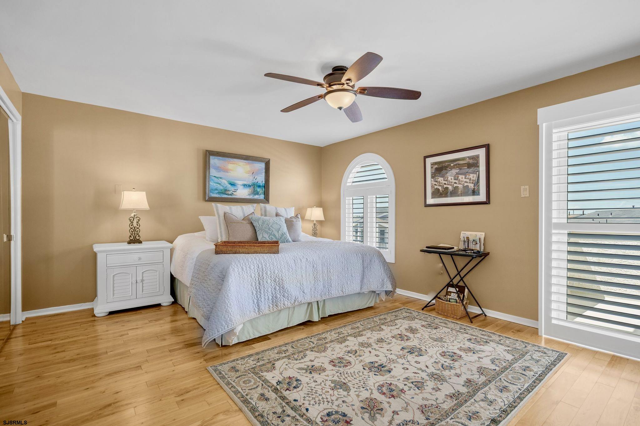 5 W 6th Street Unit: 5