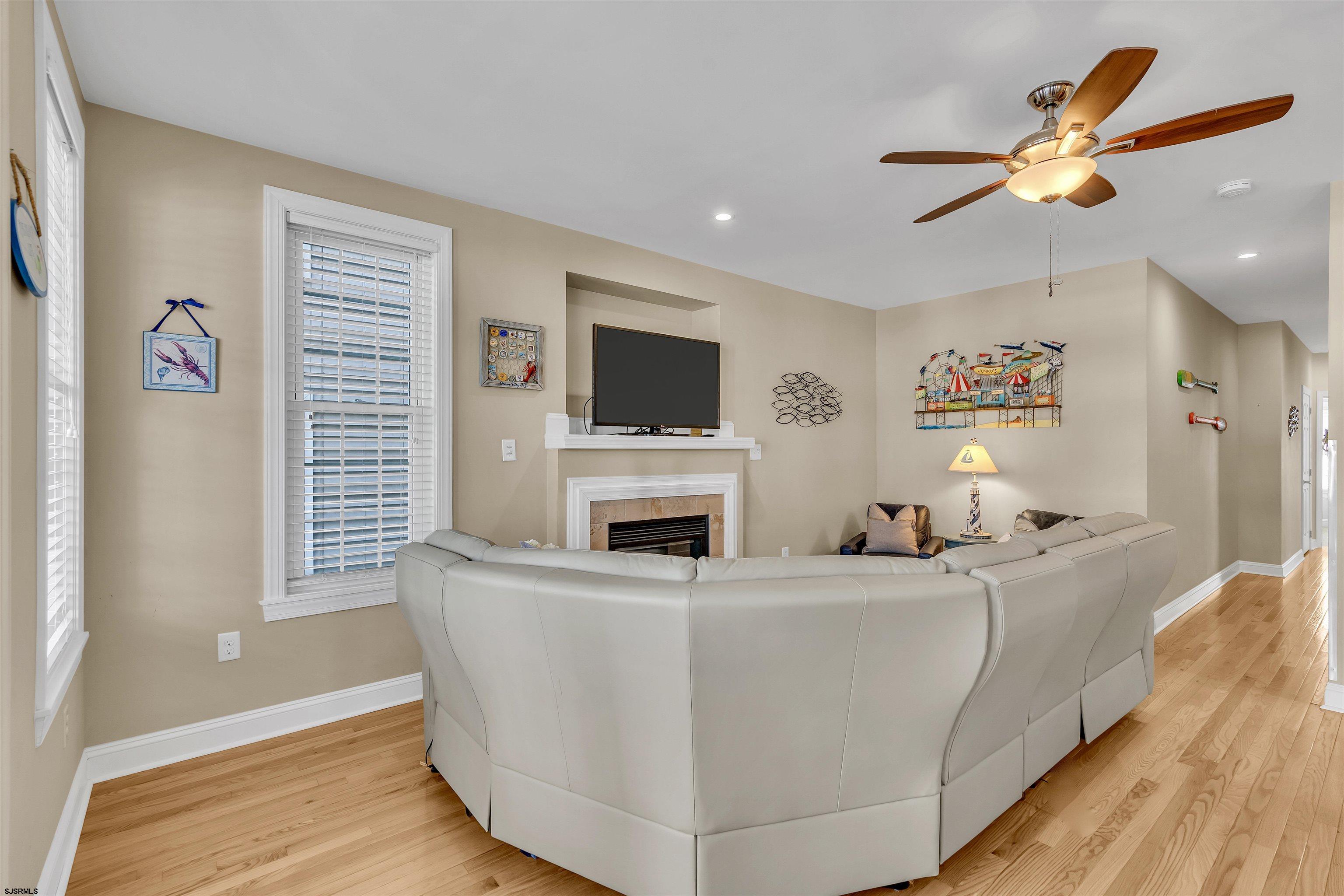 902 Second Street Unit: 1