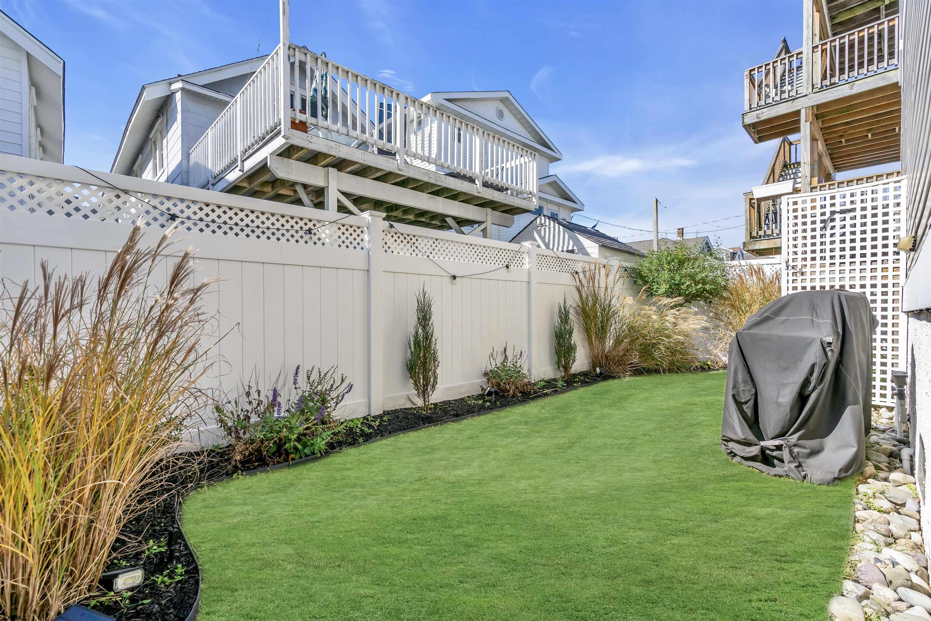 902 Second Street Unit: 1