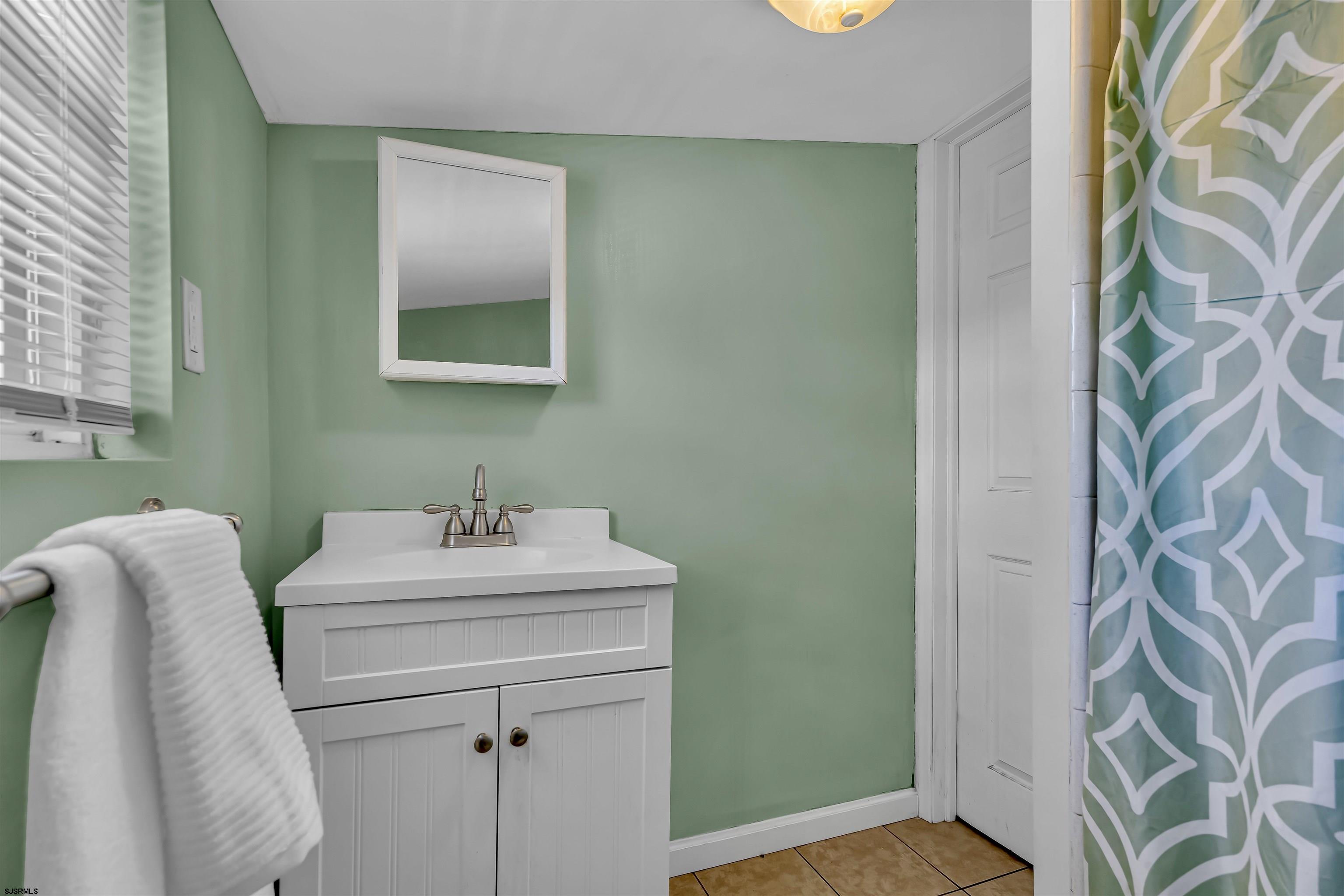 112 Roosevelt Avenue