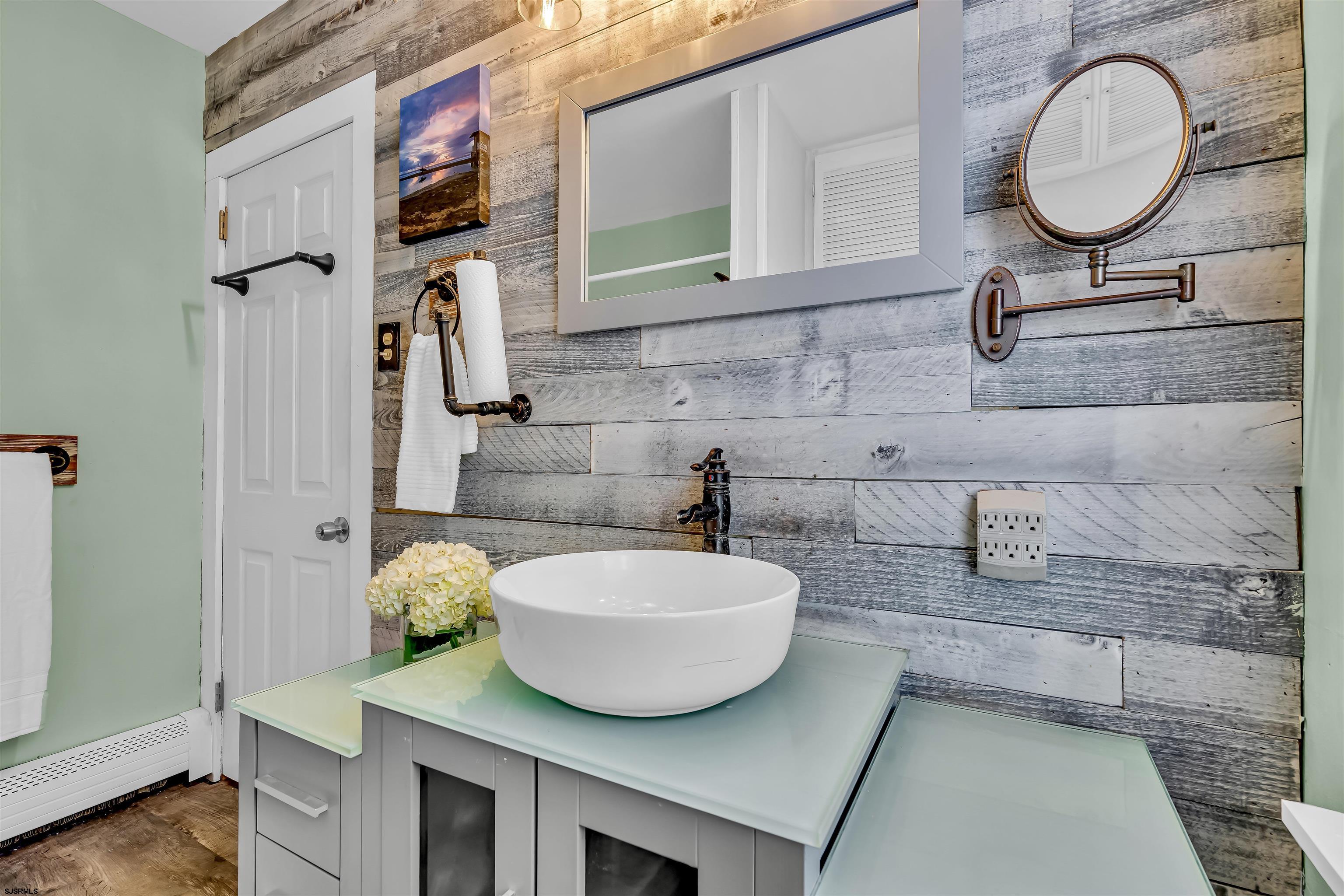 112 Roosevelt Avenue