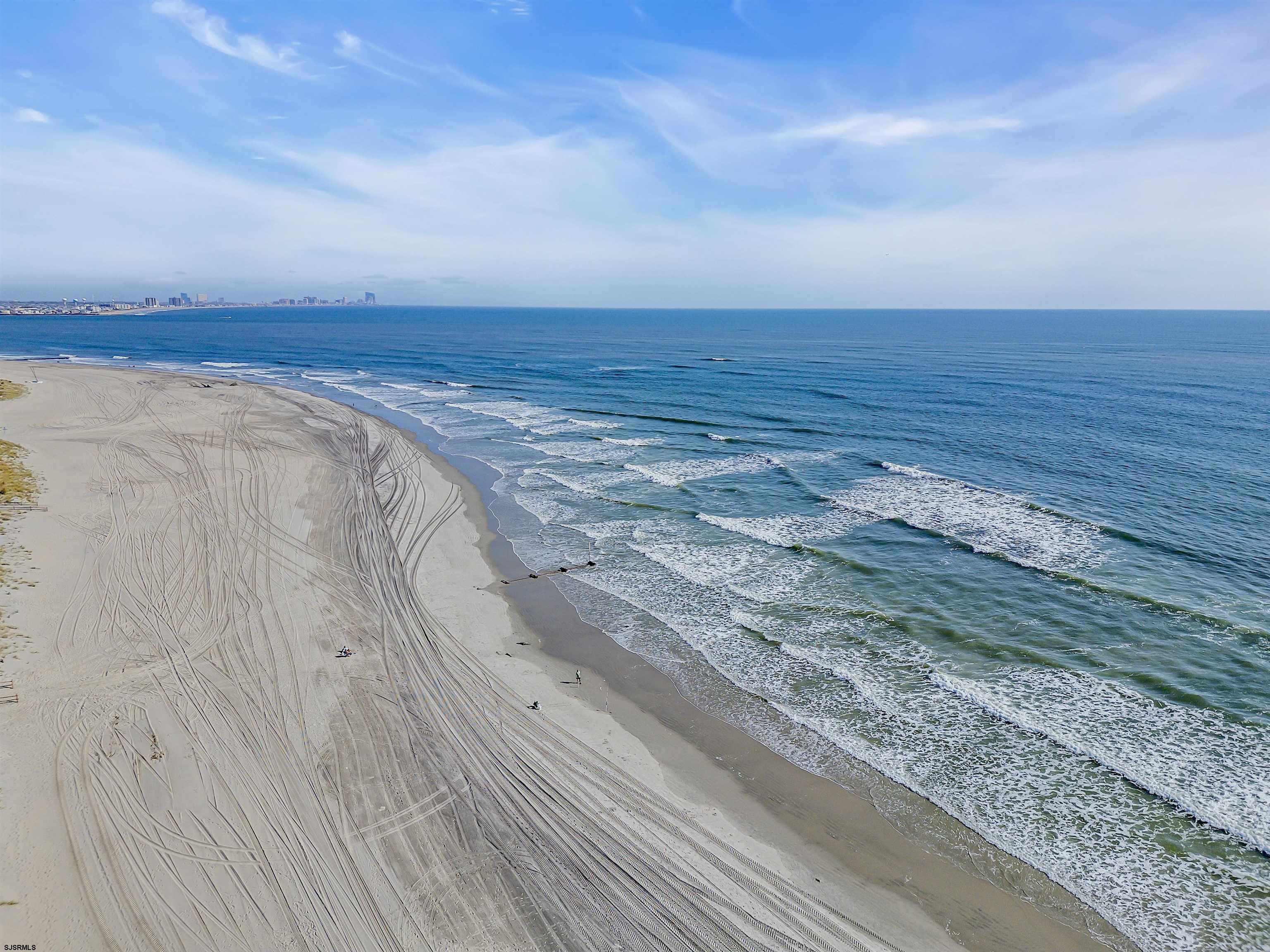 858 1st Street Unit: 1