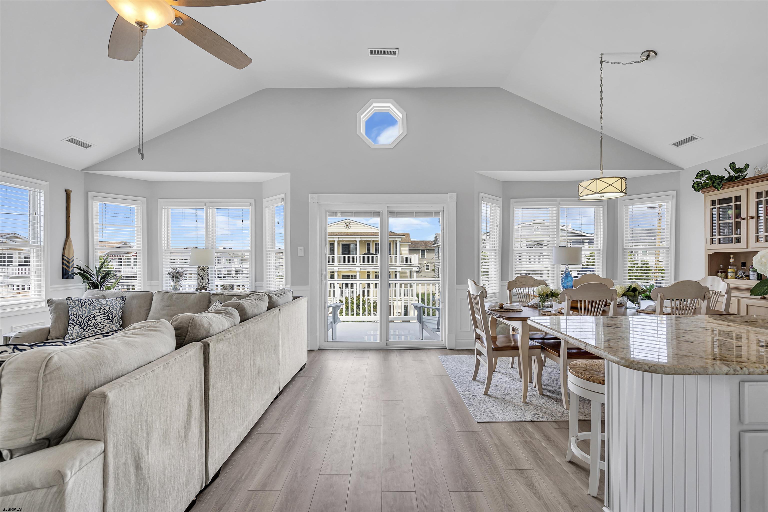 202 32nd Street Unit: 2