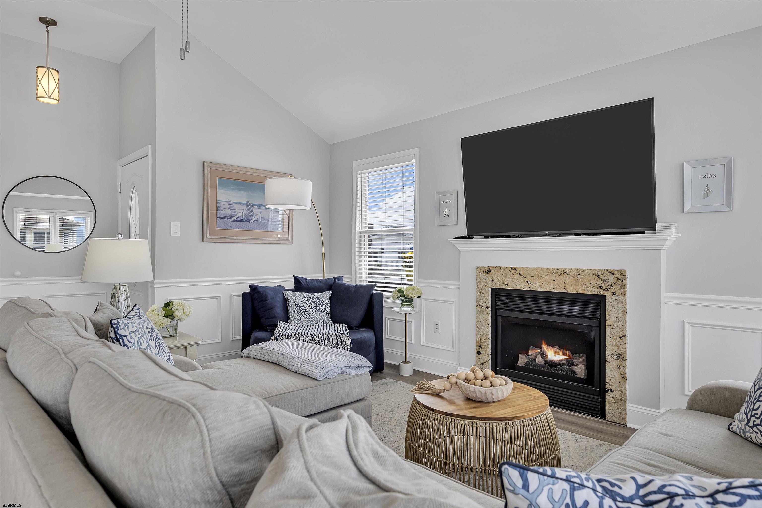 202 32nd Street Unit: 2