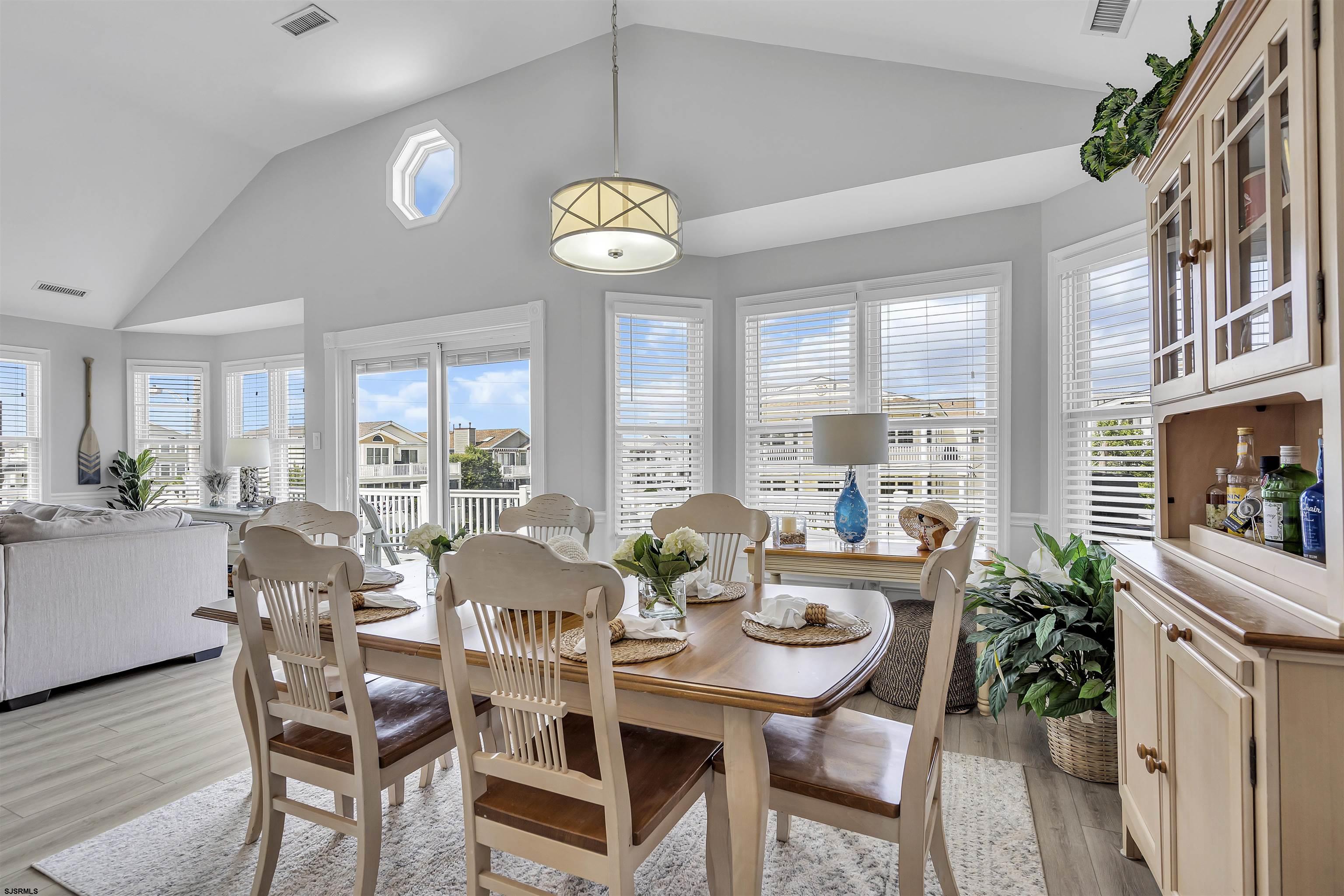 202 32nd Street Unit: 2