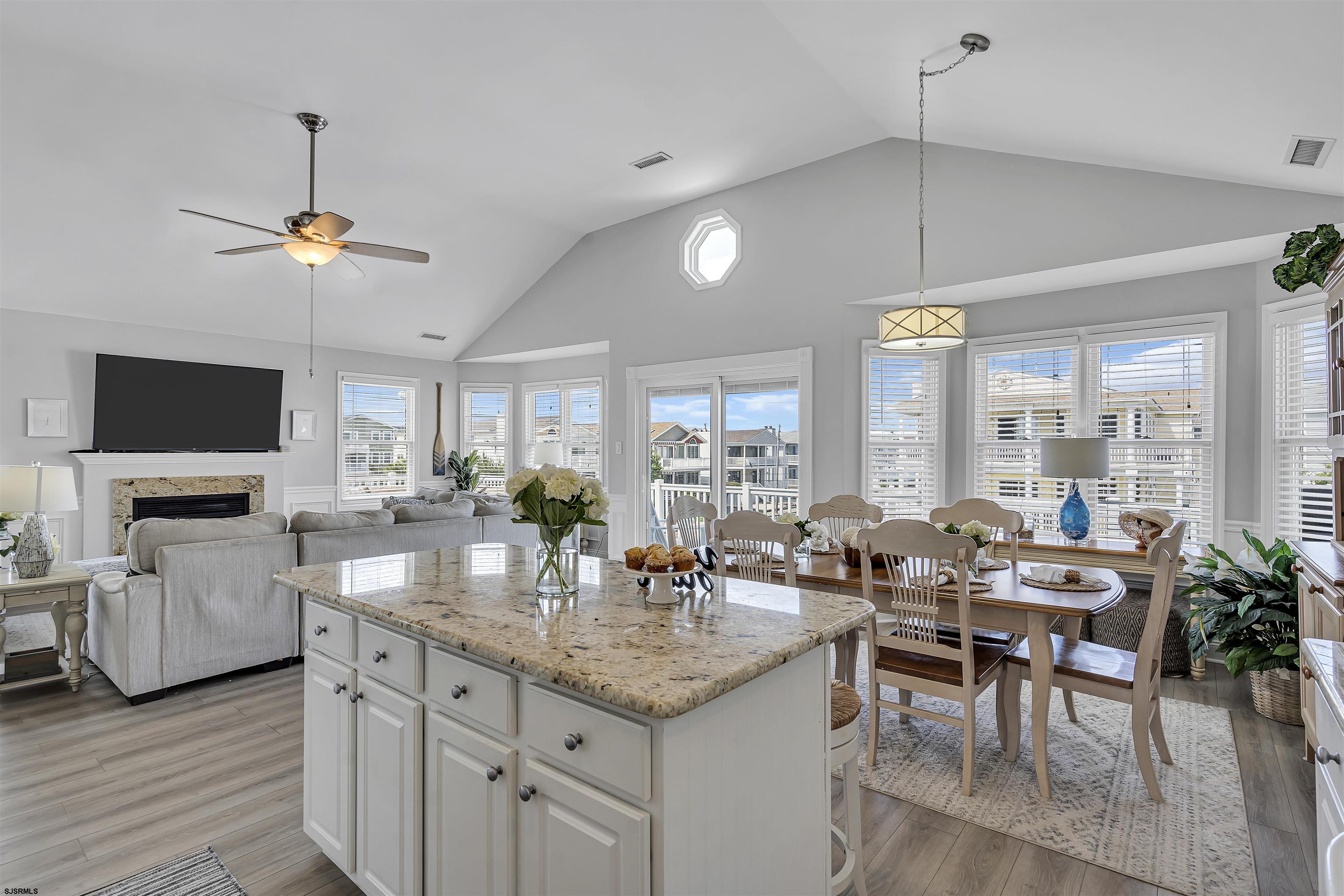 202 32nd Street Unit: 2