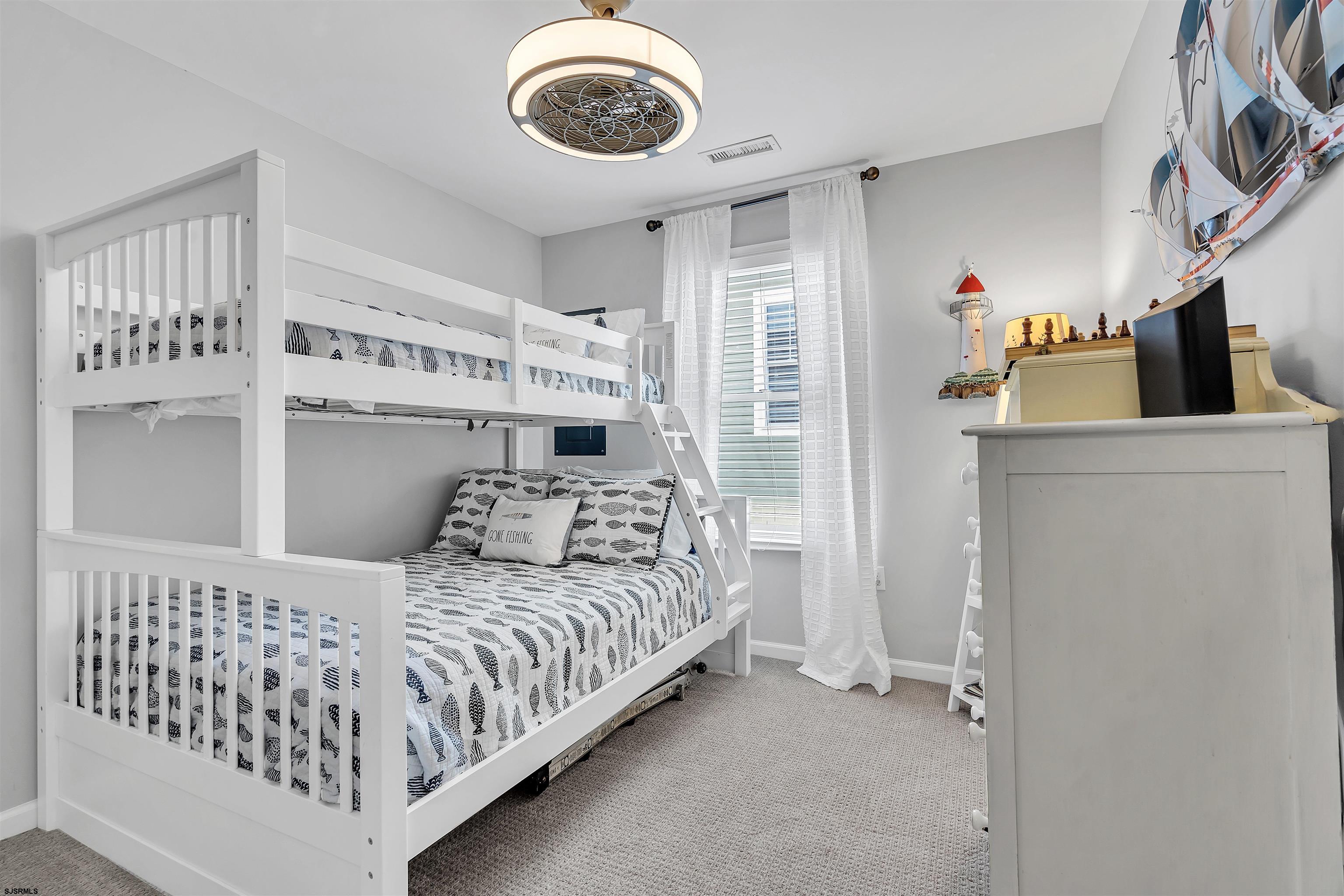 202 32nd Street Unit: 2