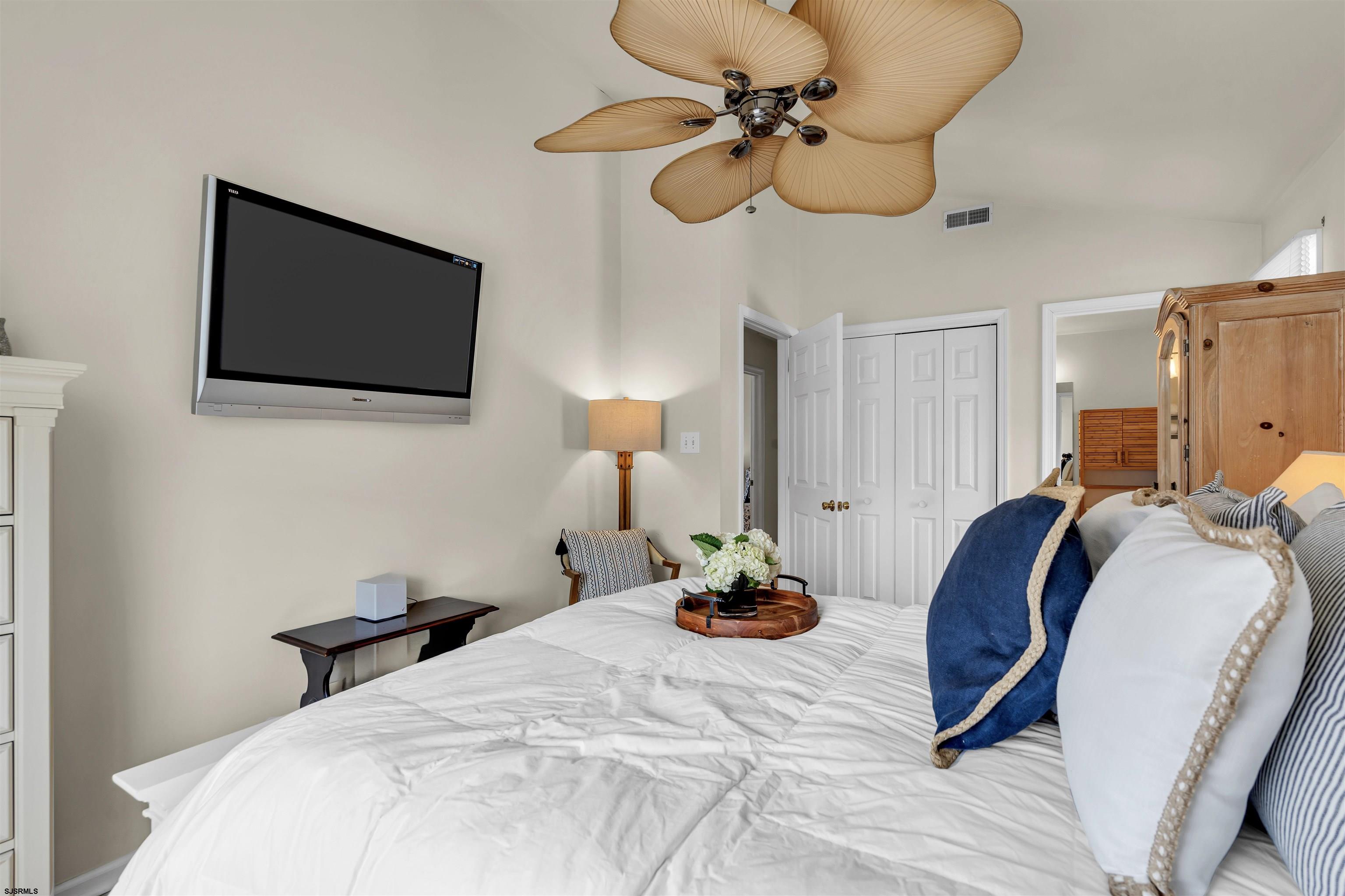 3611 West Ave Unit: 2