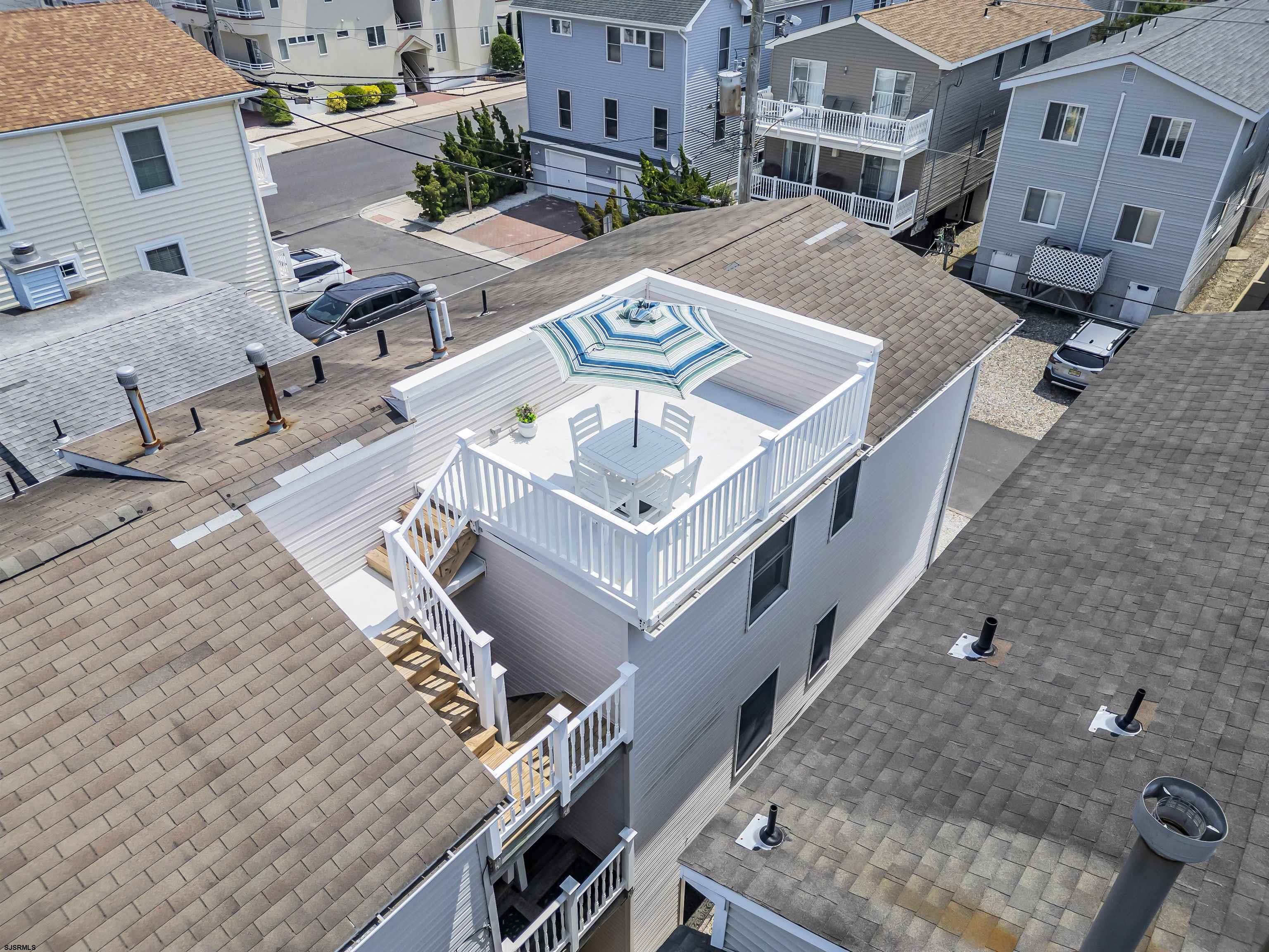 3611 West Ave Unit: 2