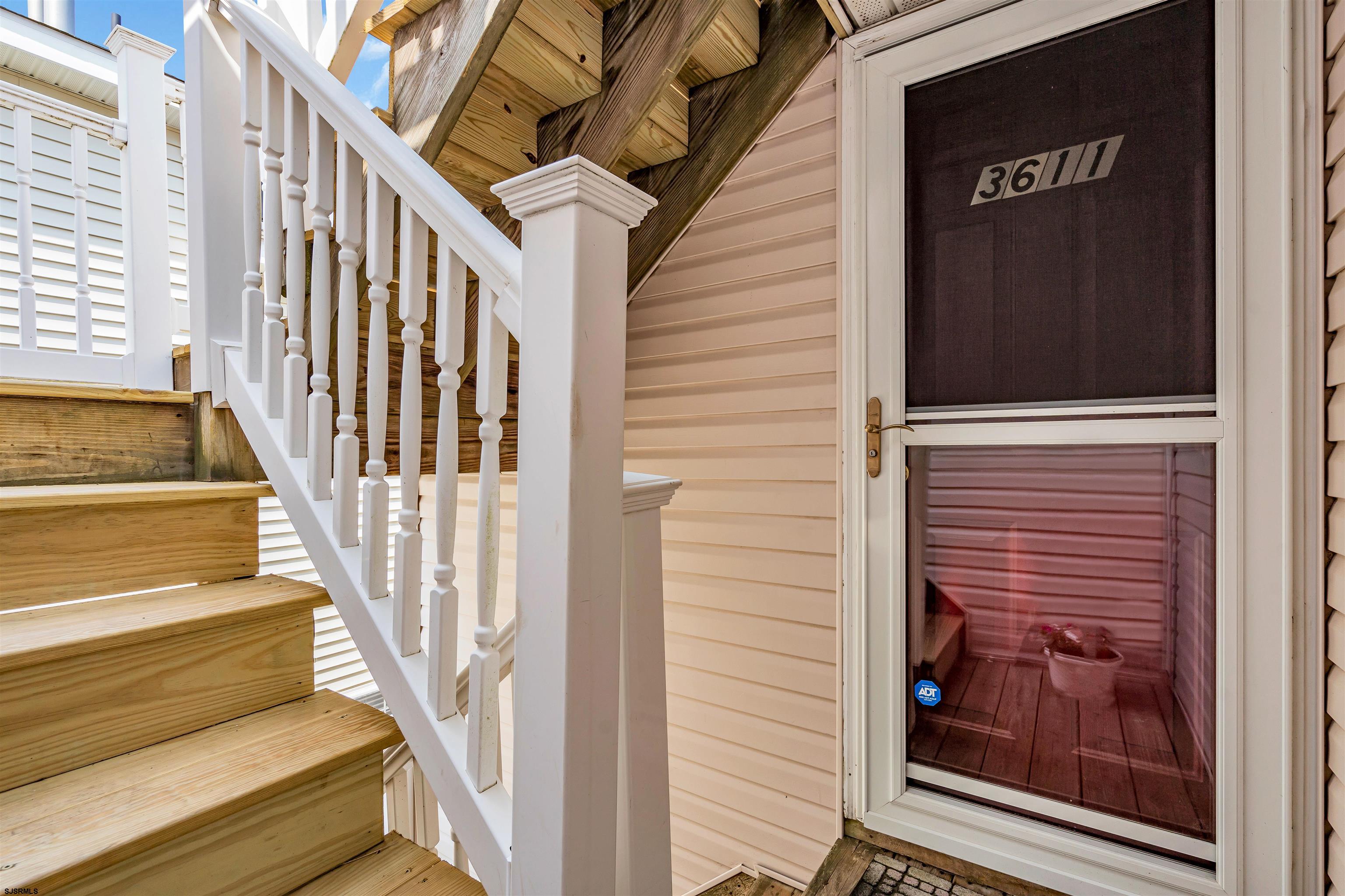 3611 West Ave Unit: 2