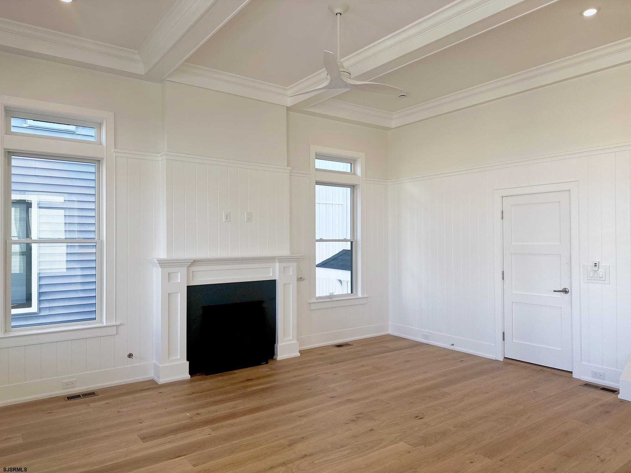 917 5th Street Unit: 1