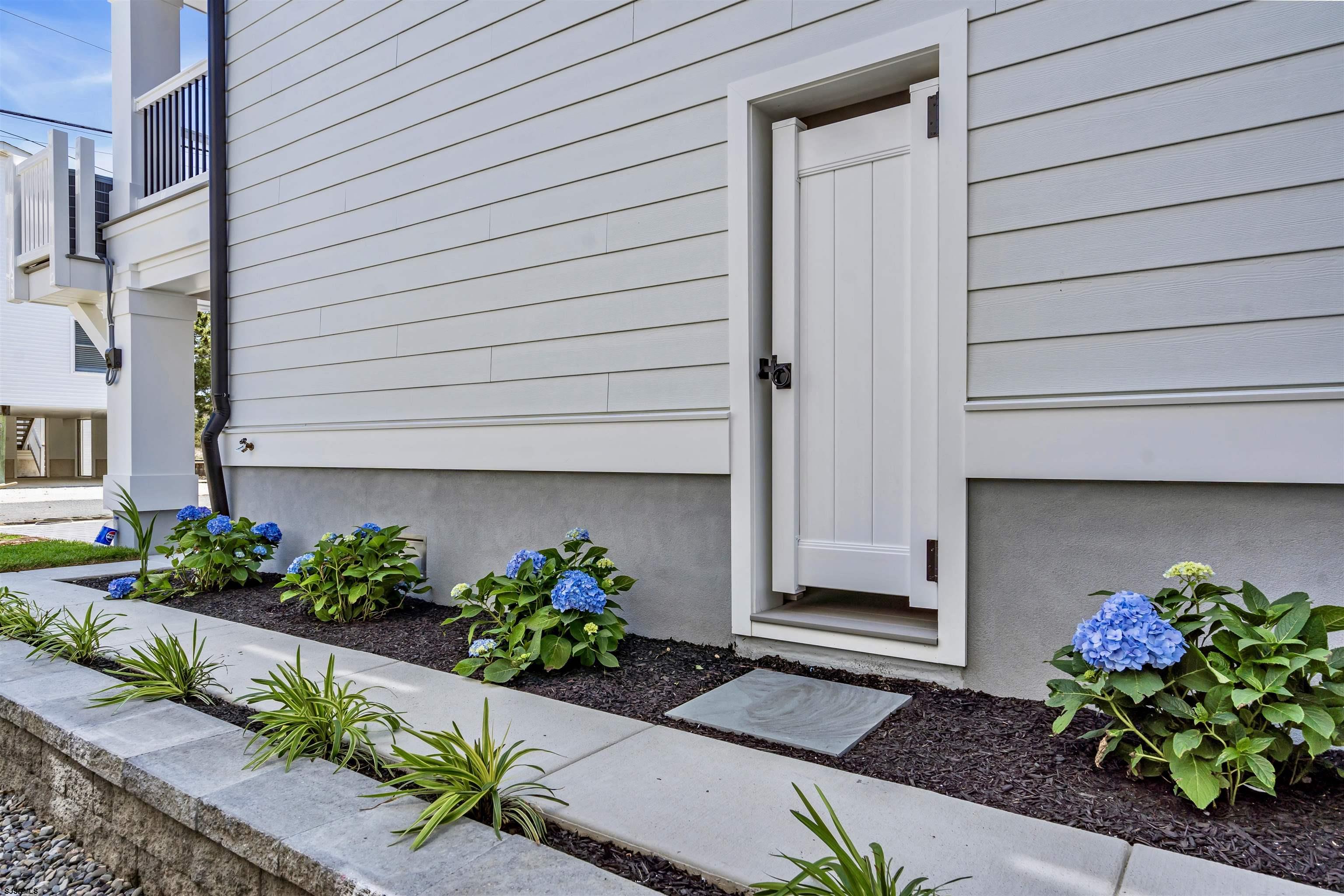 917 5th Street Unit: 1