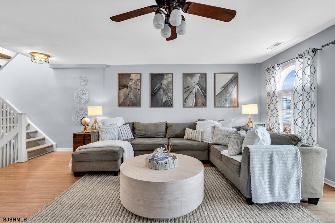 7 W 6th Street Unit: 7