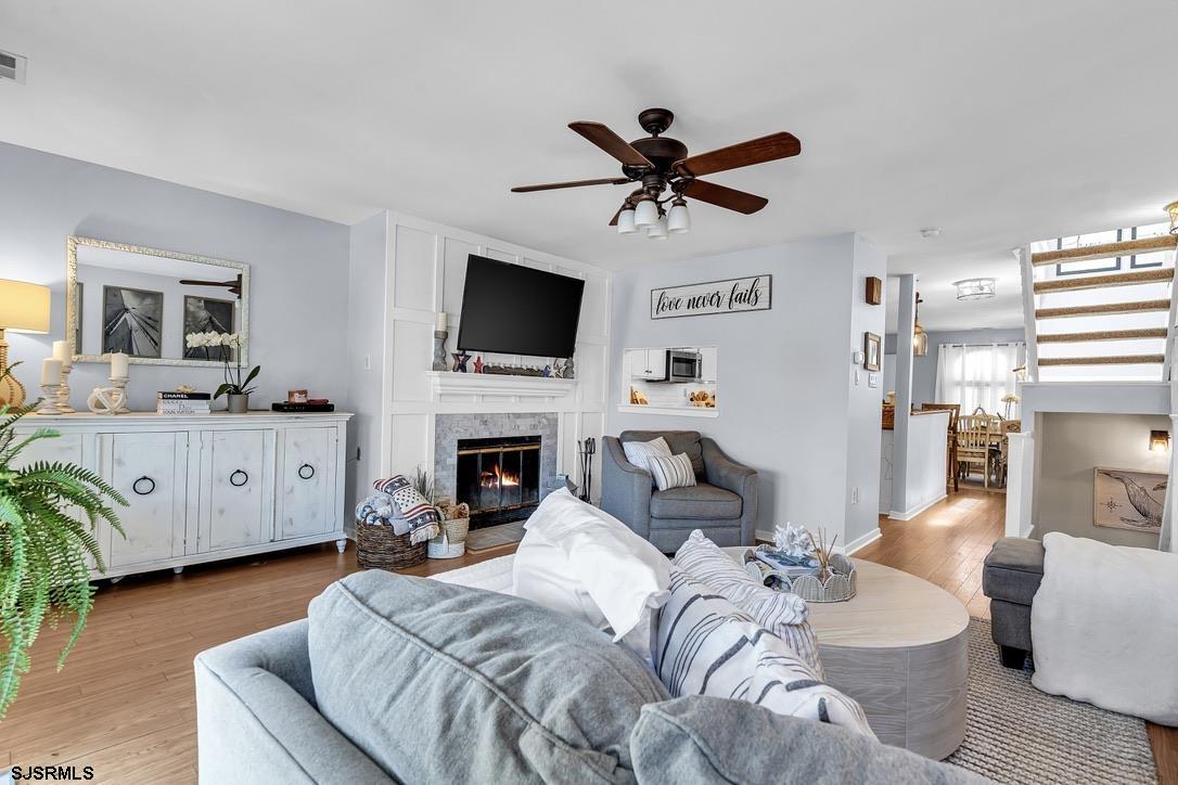 7 W 6th Street Unit: 7