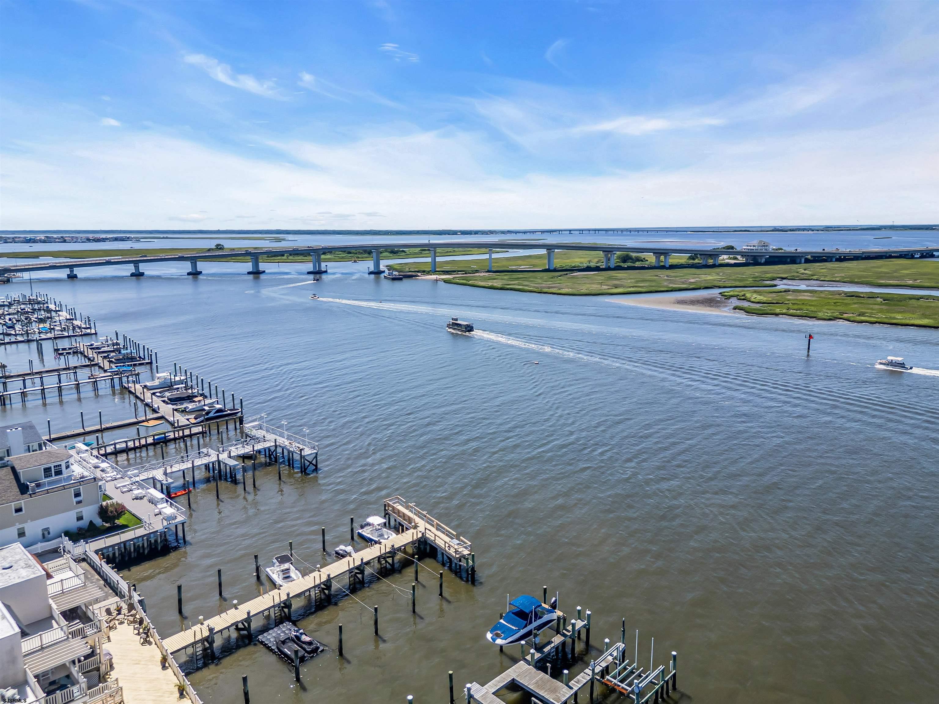 7 W 6th Street Unit: 7