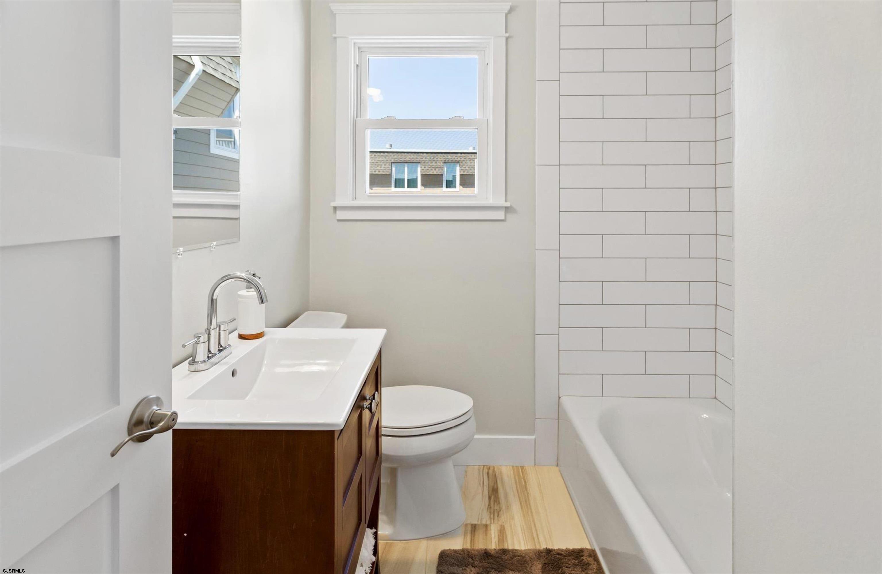 107 Ocean Rd Unit: 2