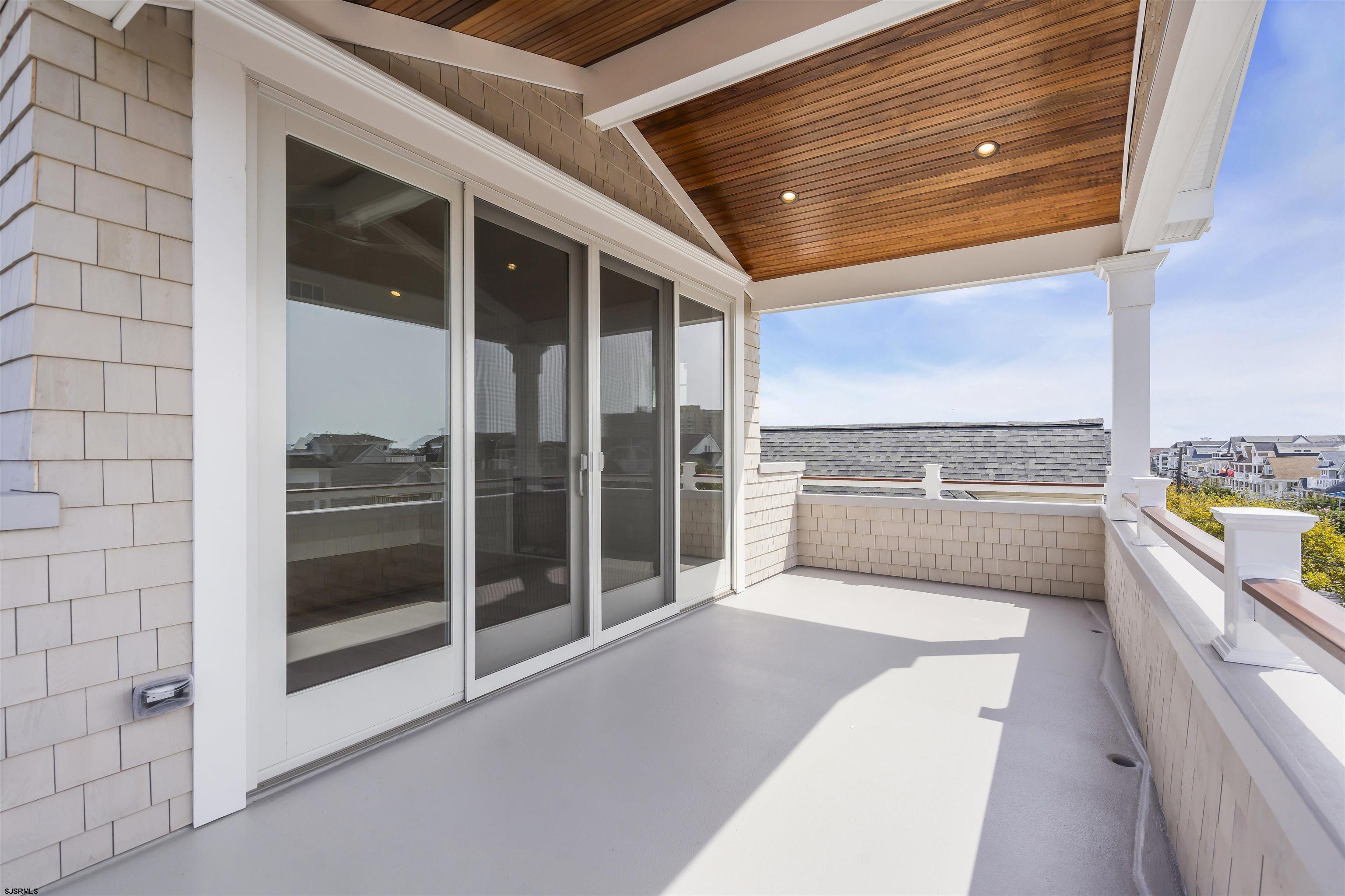 811 2nd Street Unit: 2