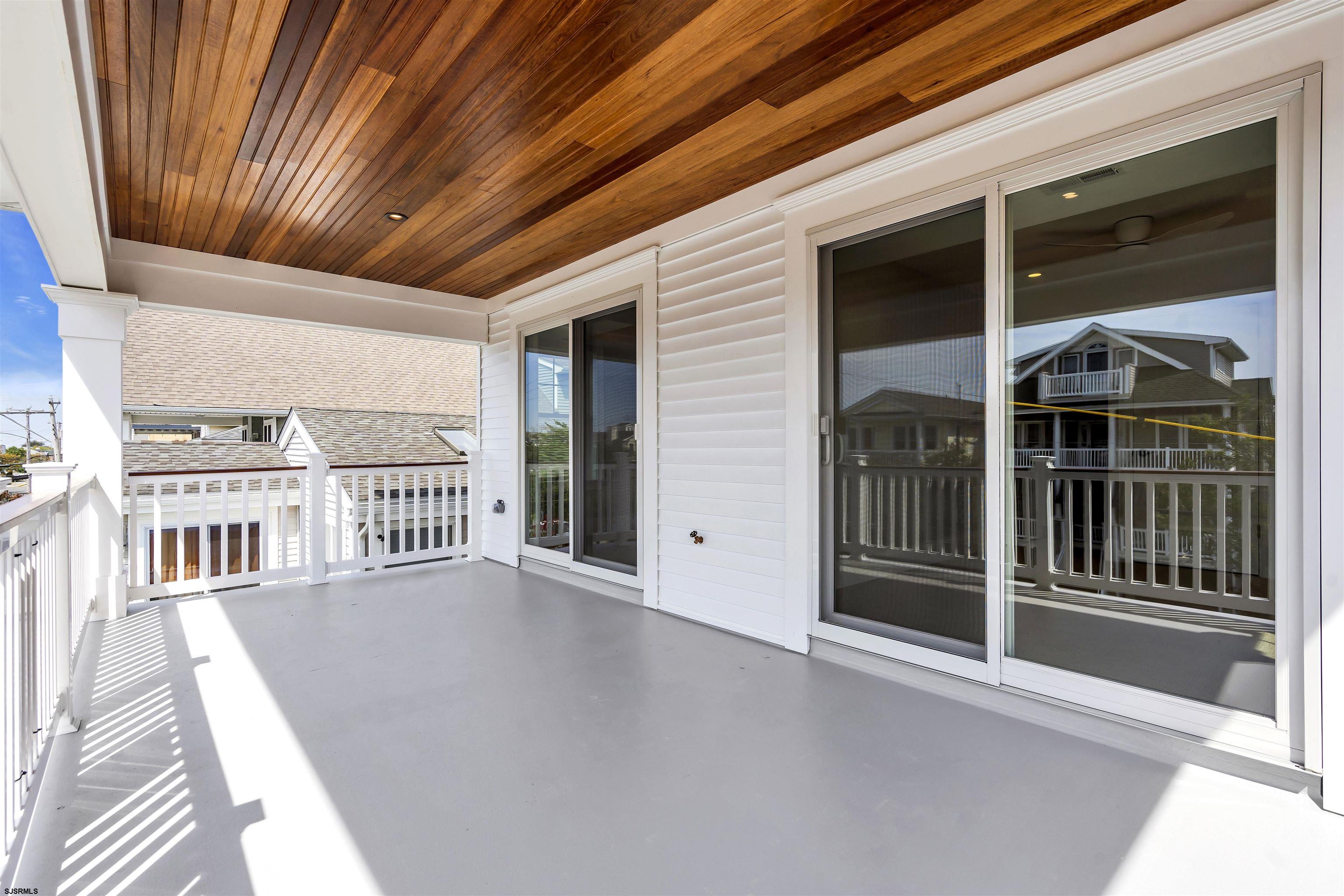 811 2nd Street Unit: 2