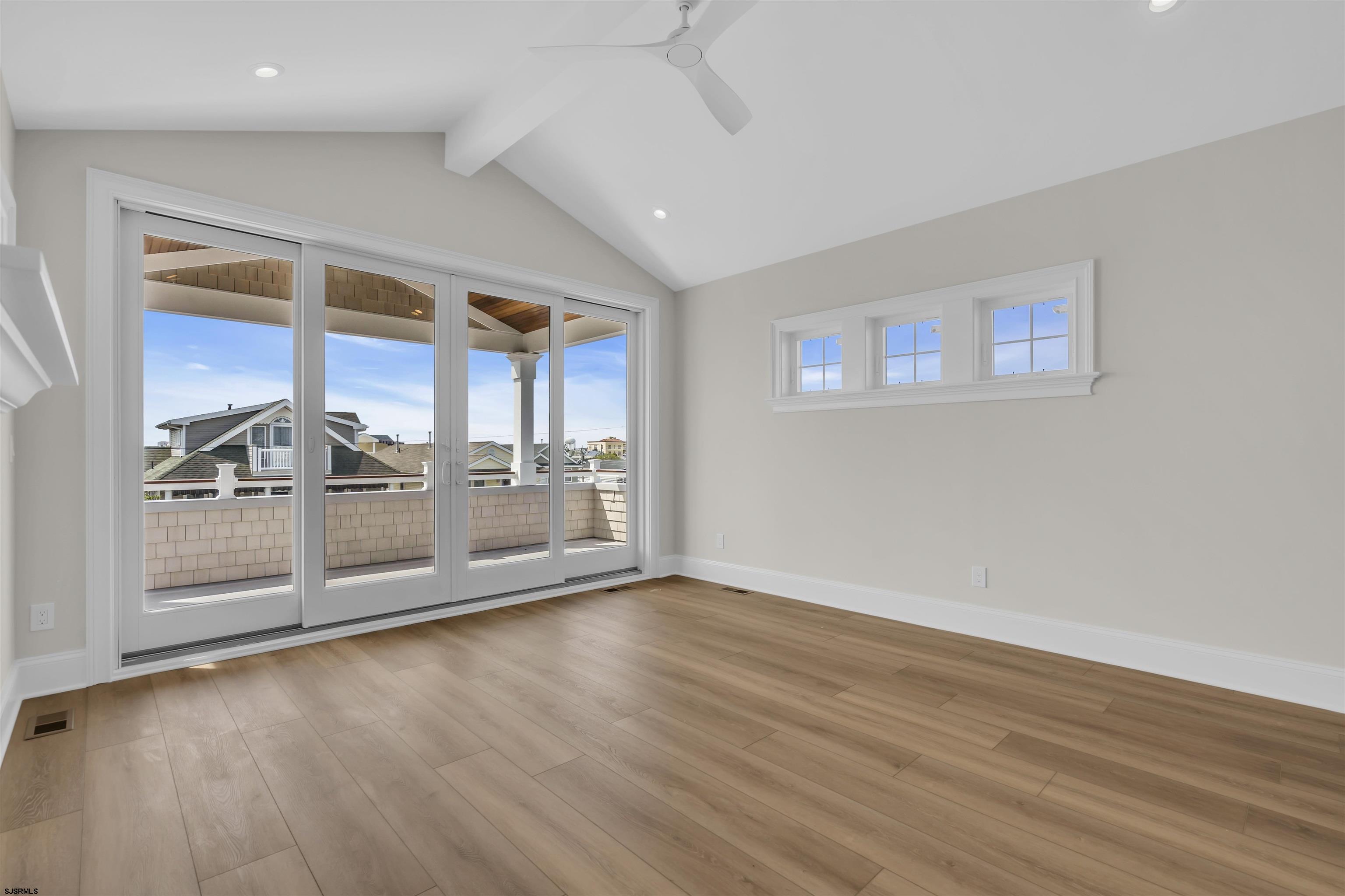 811 2nd Street Unit: 2