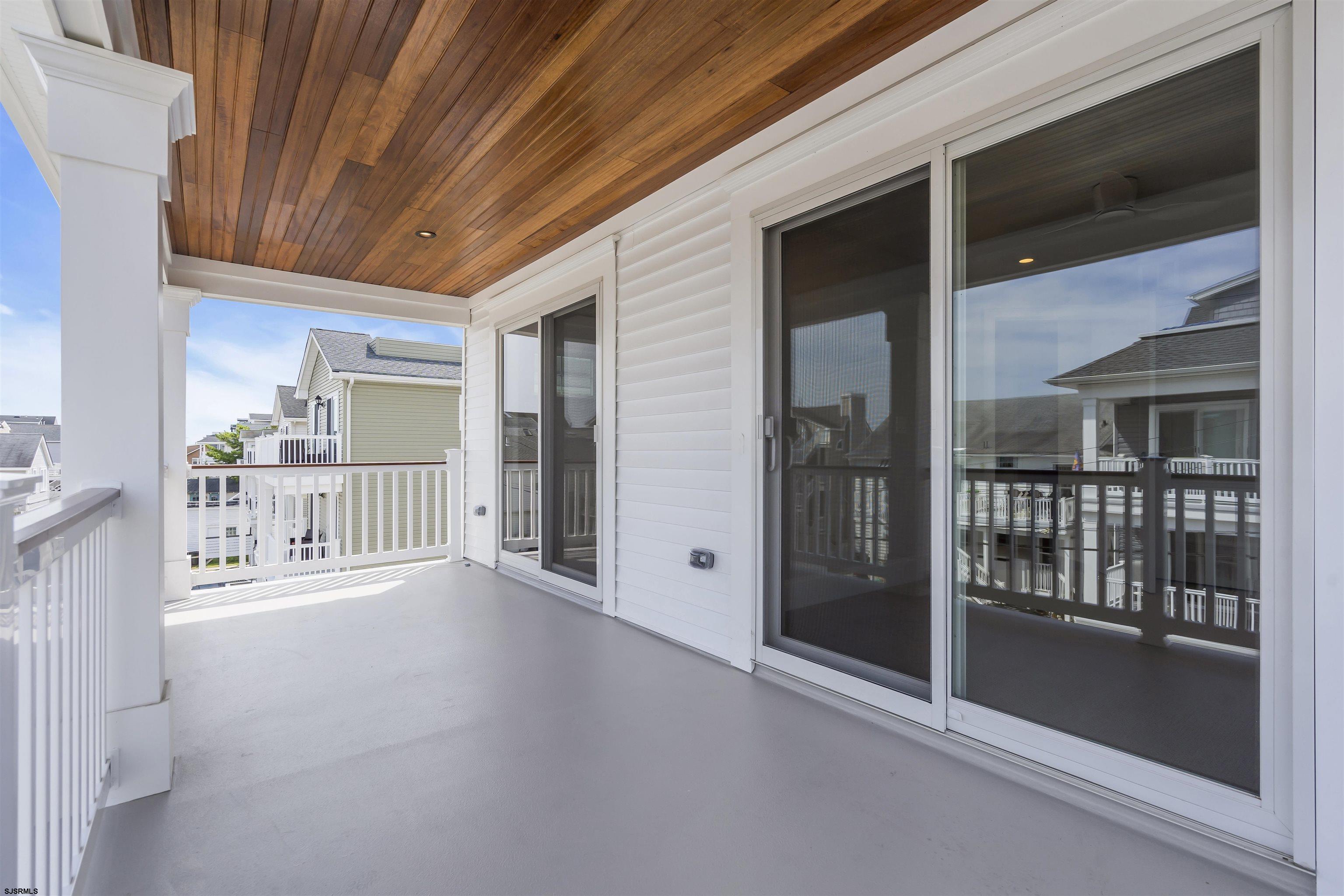 811 2nd Street Unit: 2