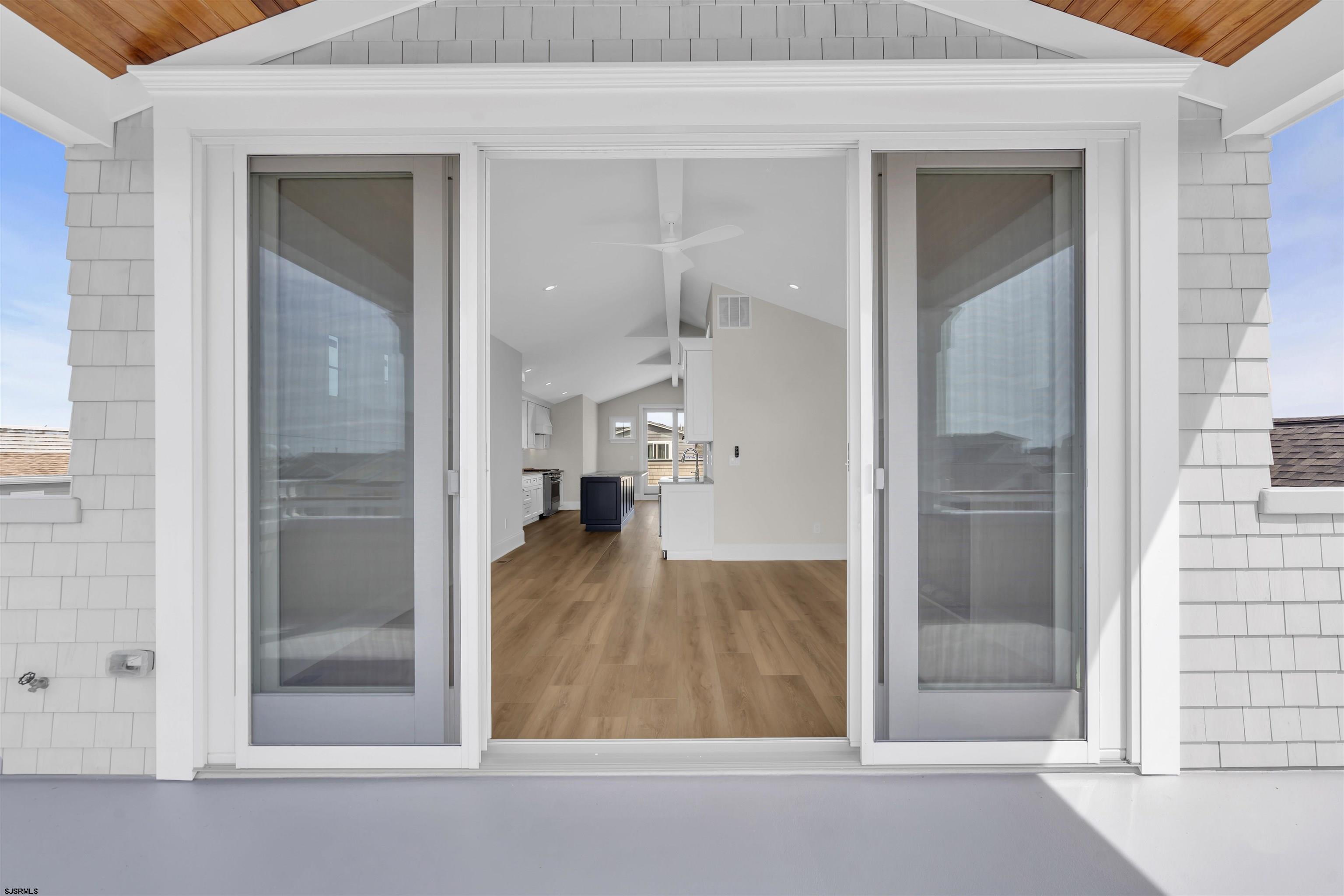 811 2nd Street Unit: 2