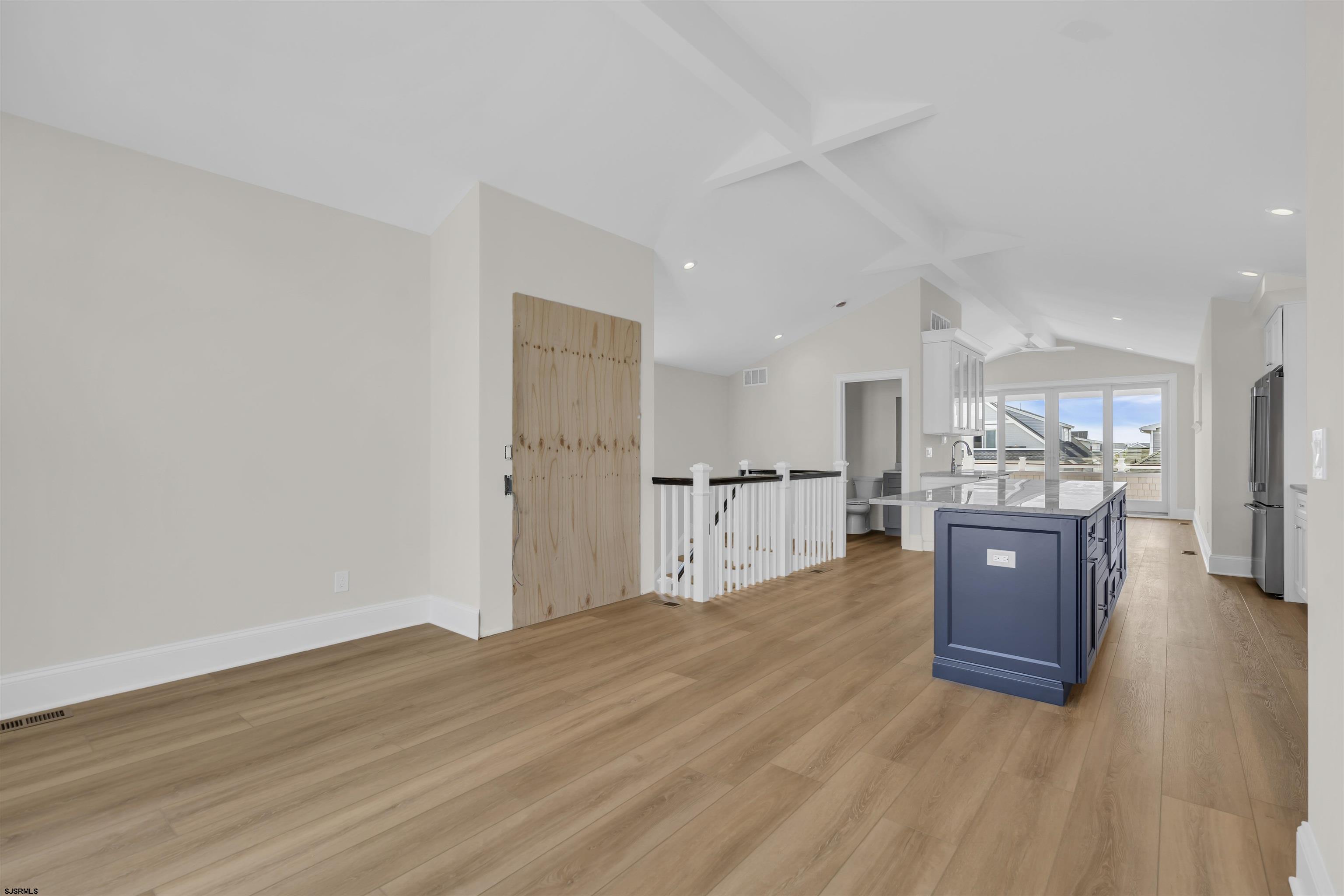 811 2nd Street Unit: 2