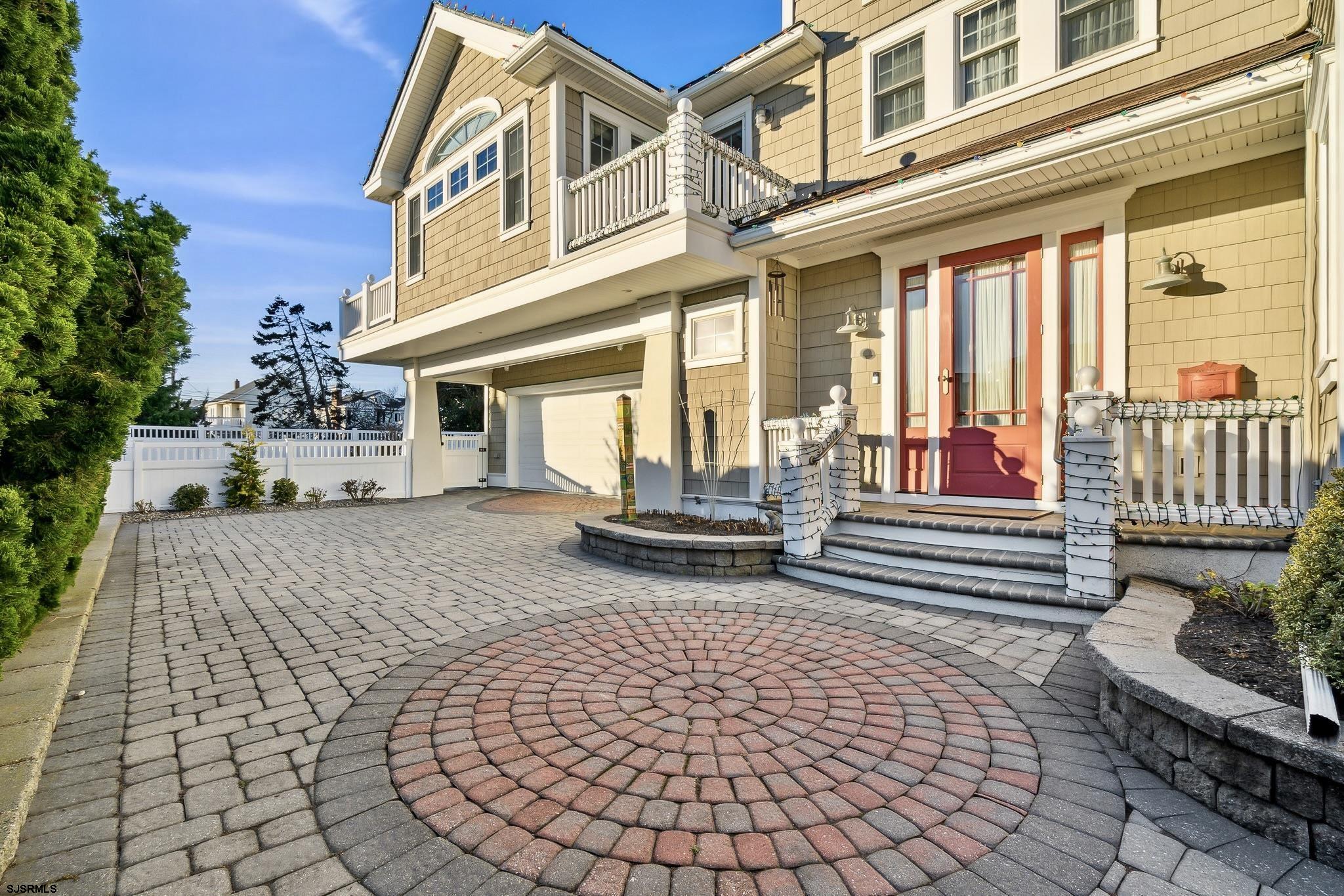 244 E Atlantic Blvd