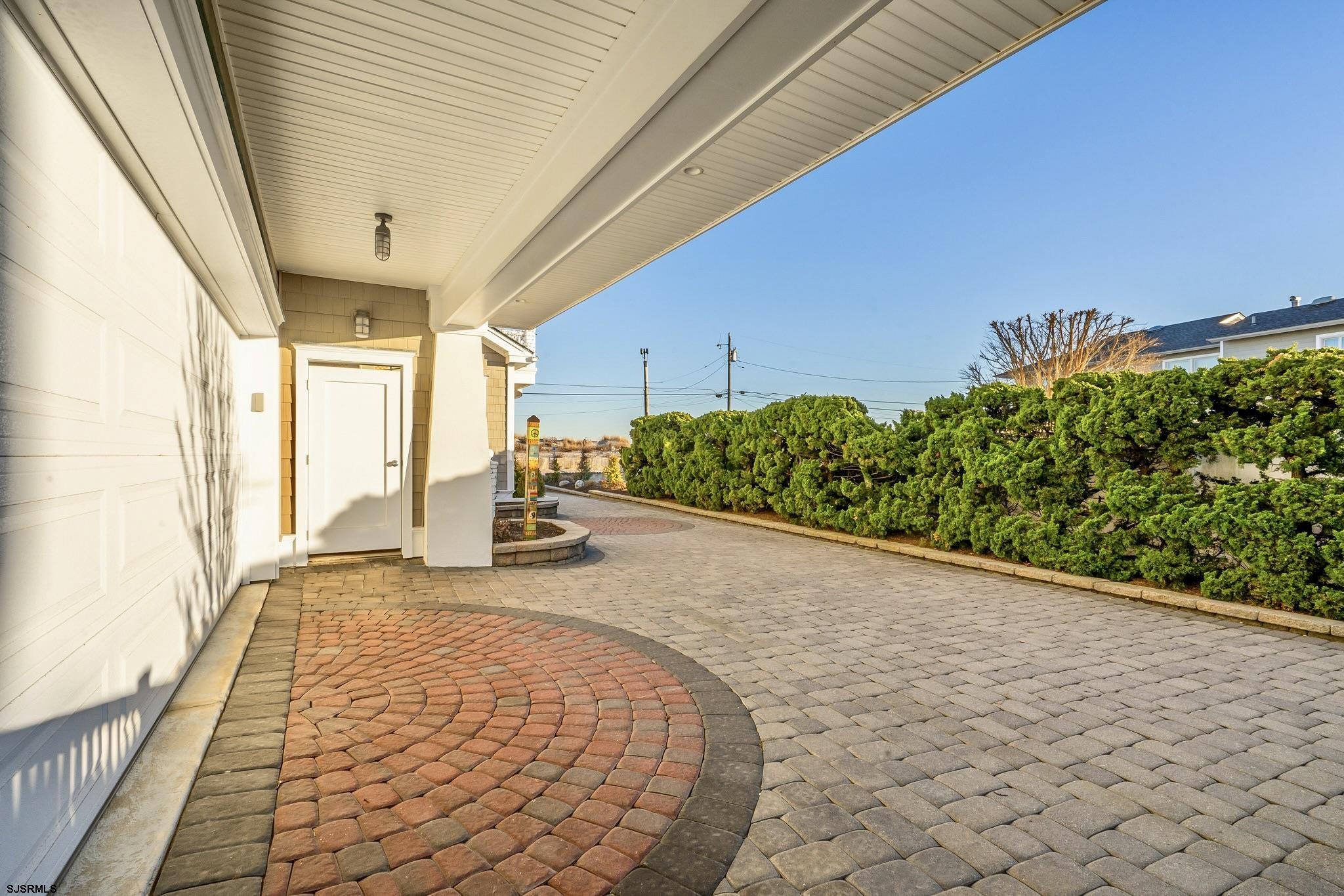 244 E Atlantic Blvd