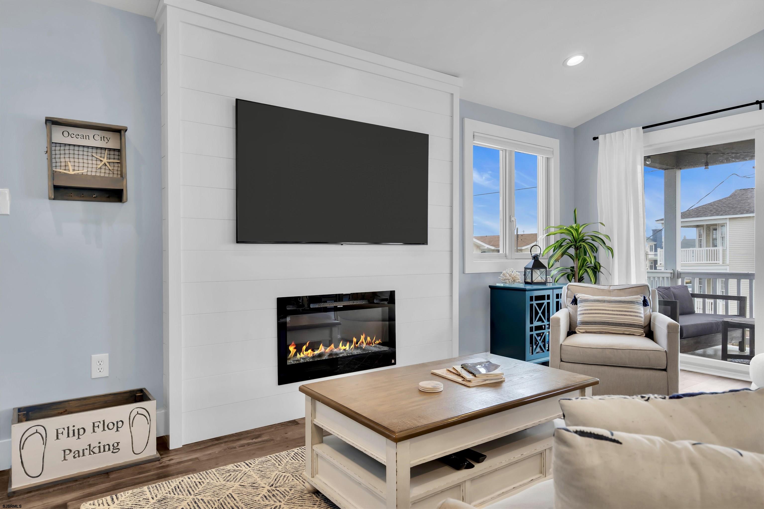 2206 Asbury Avenue Unit: 2