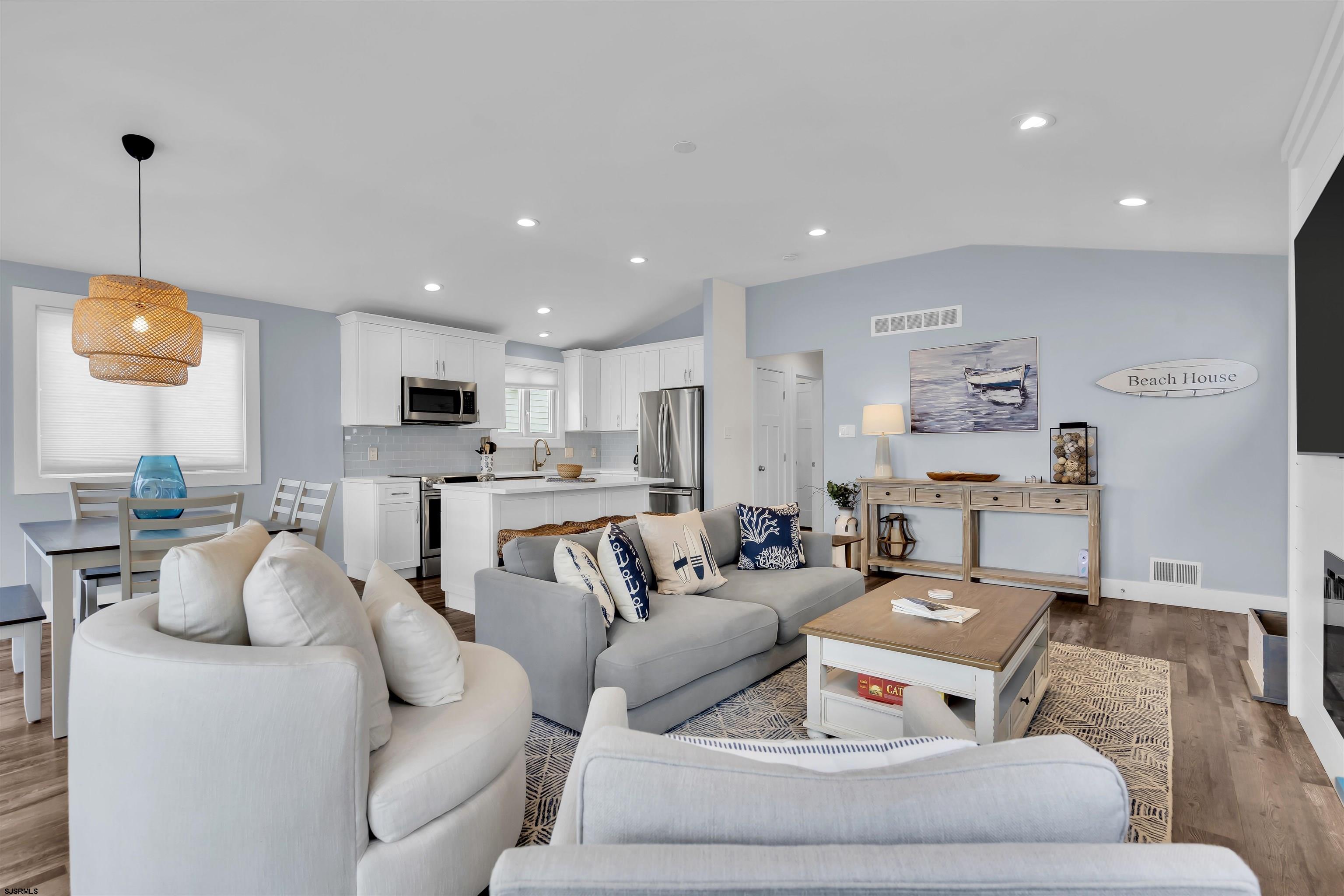 2206 Asbury Avenue Unit: 2