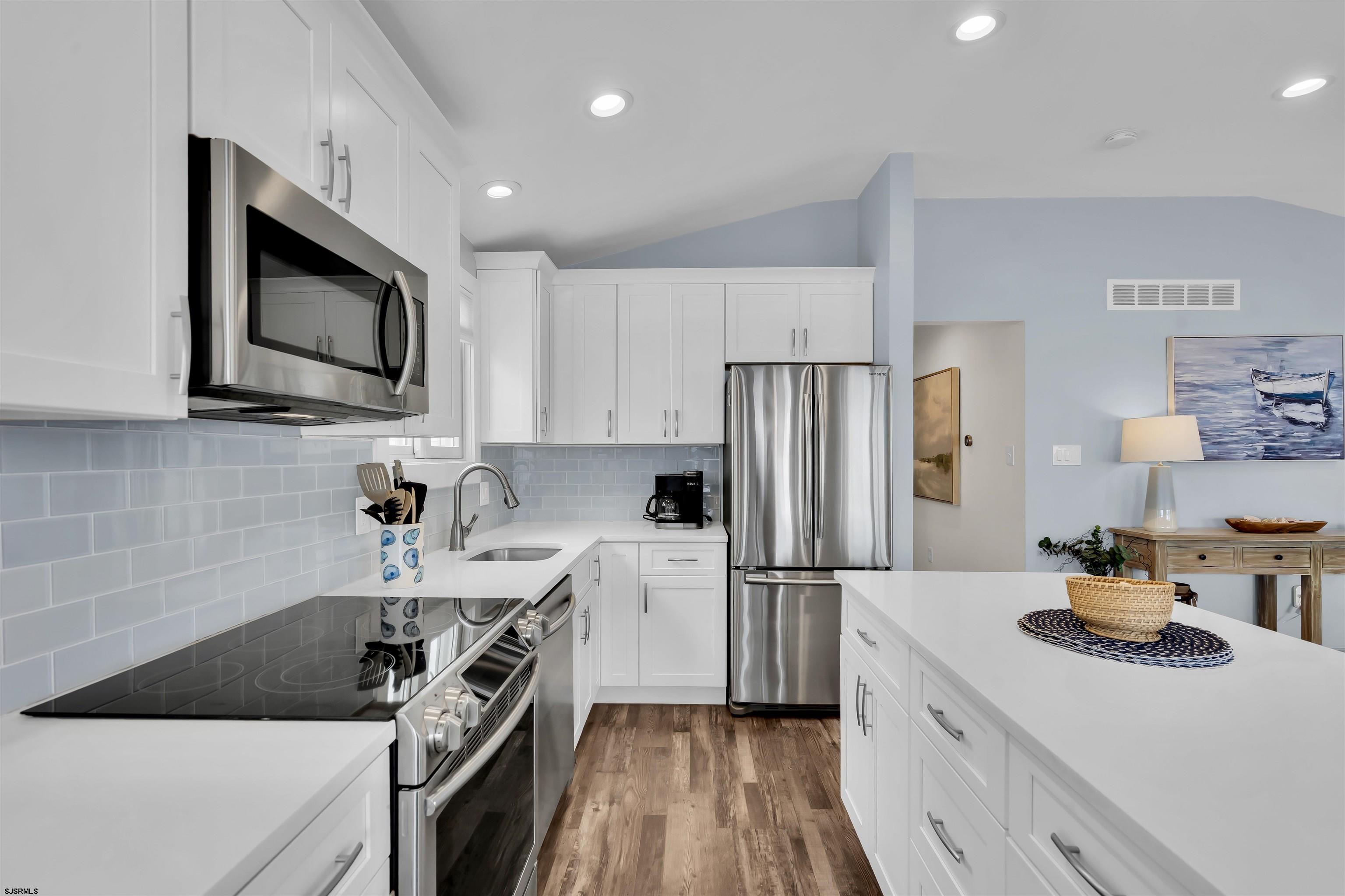 2206 Asbury Avenue Unit: 2