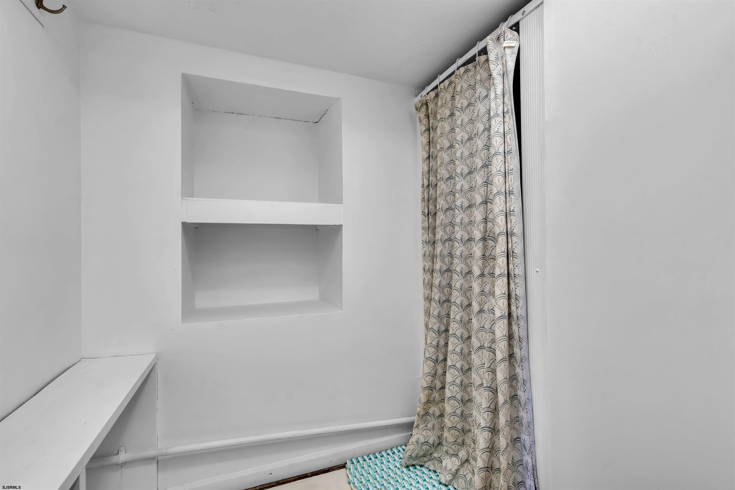 2206 Asbury Avenue Unit: 2