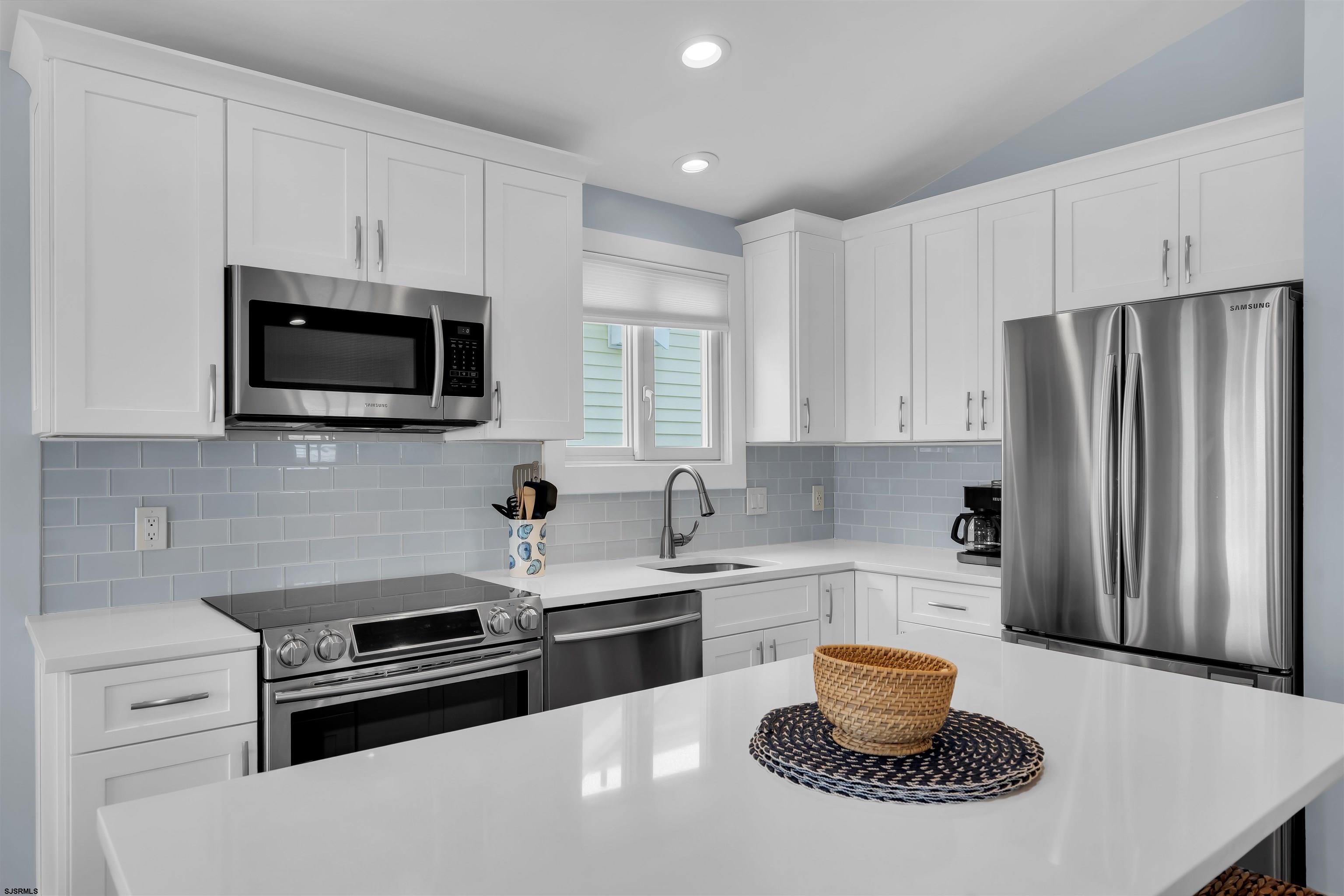 2206 Asbury Avenue Unit: 2