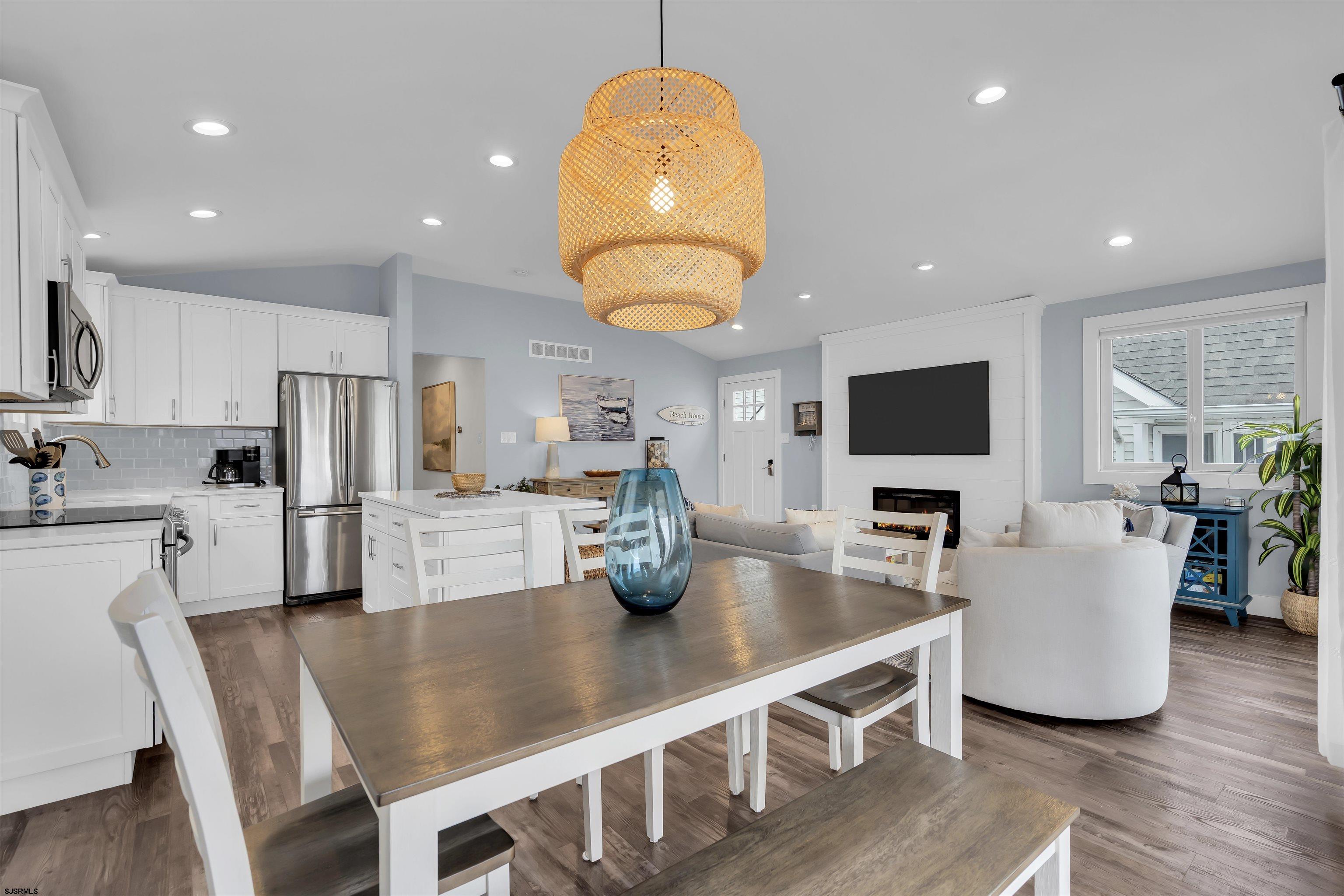 2206 Asbury Avenue Unit: 2