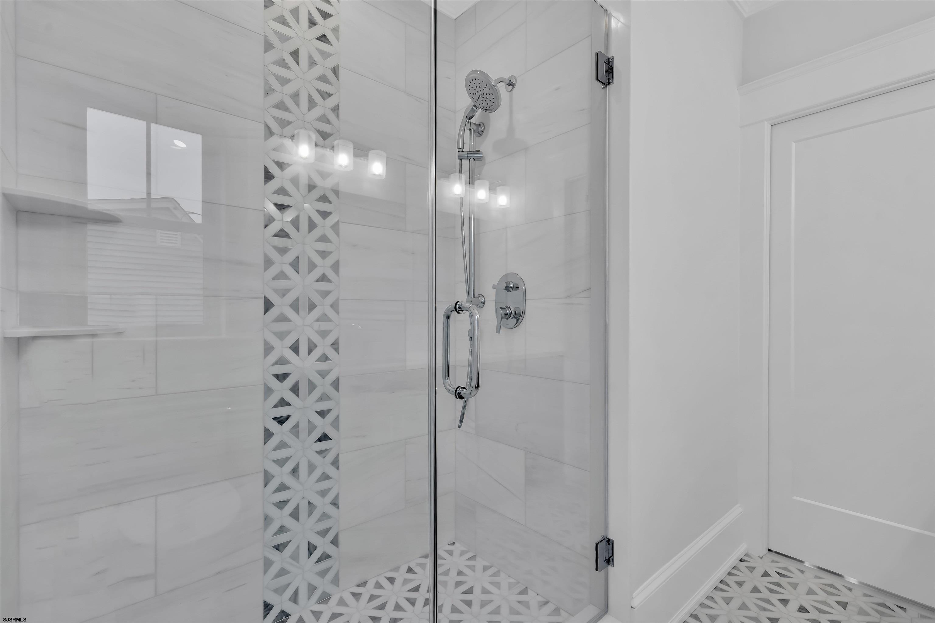 5129 West Avenue Unit: 1