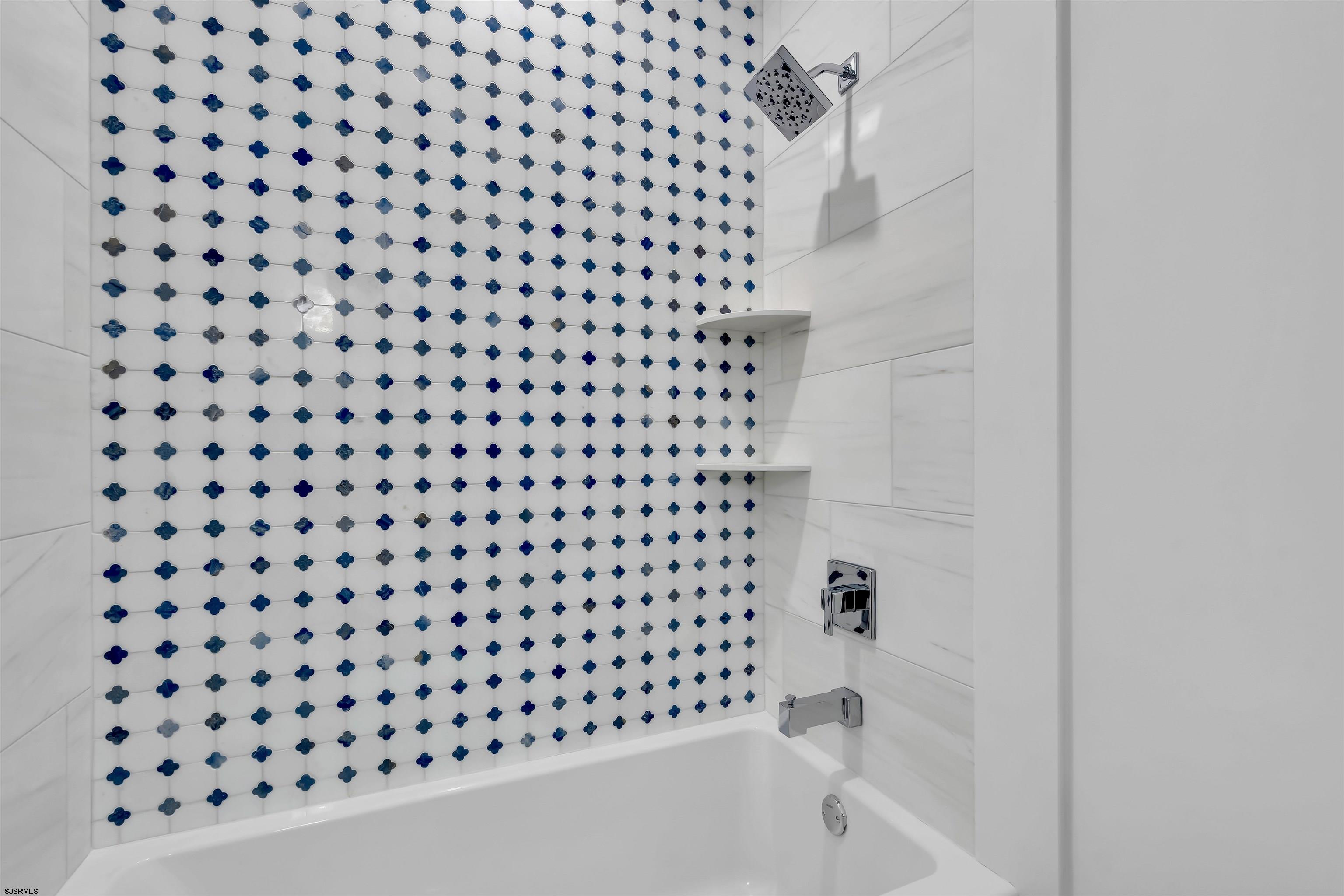 5129 West Avenue Unit: 1