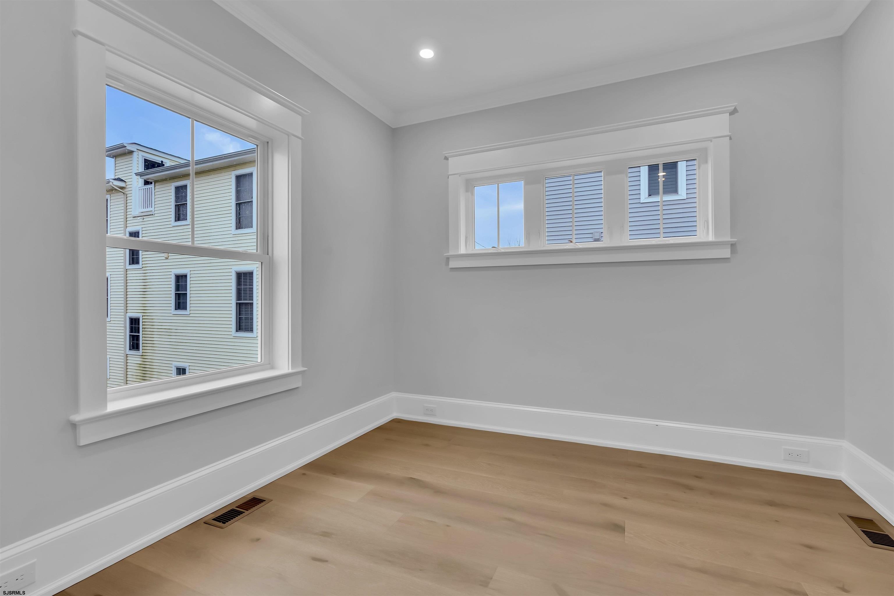 5129 West Avenue Unit: 1