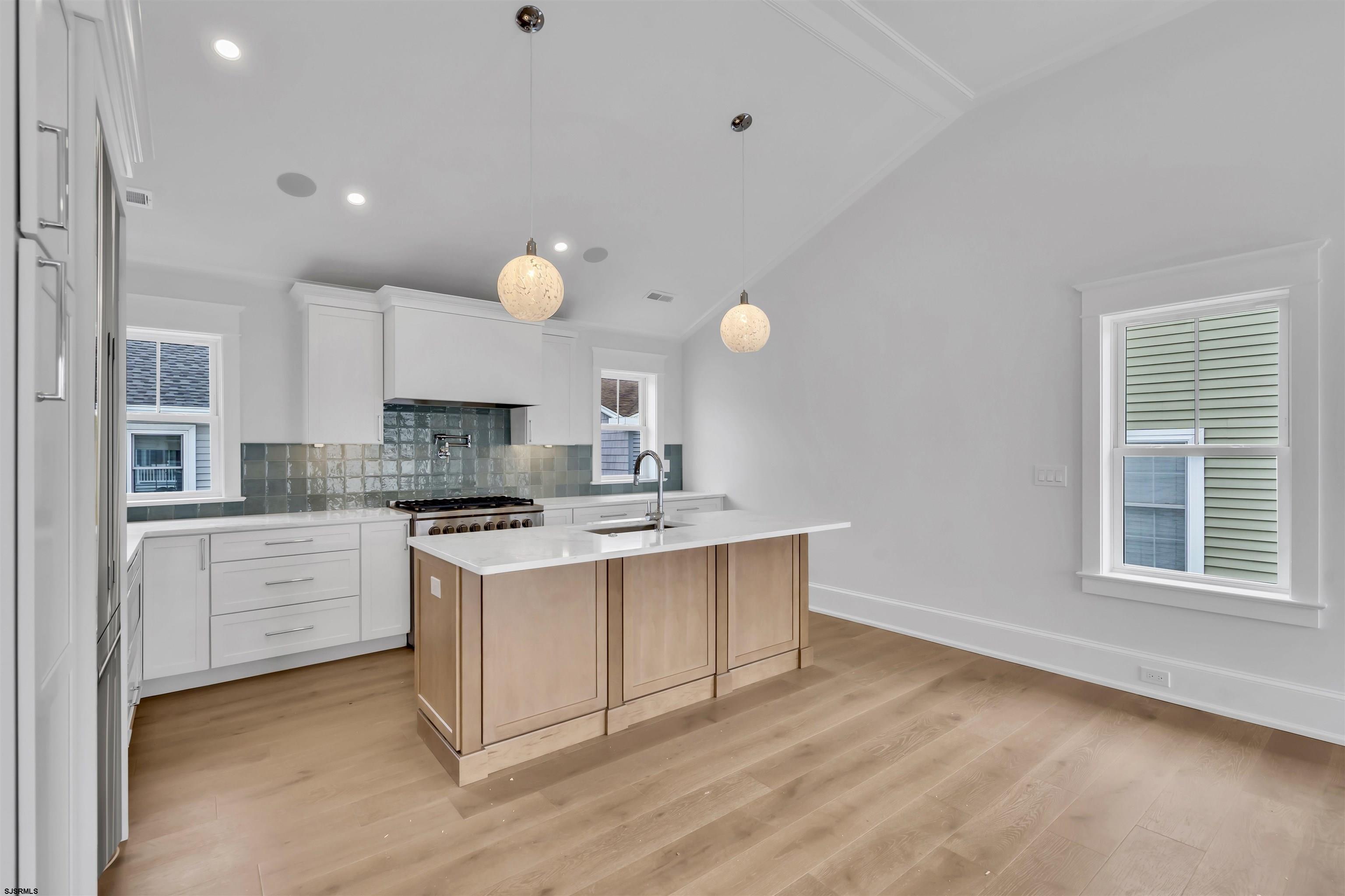 5131 West Avenue Unit: 2