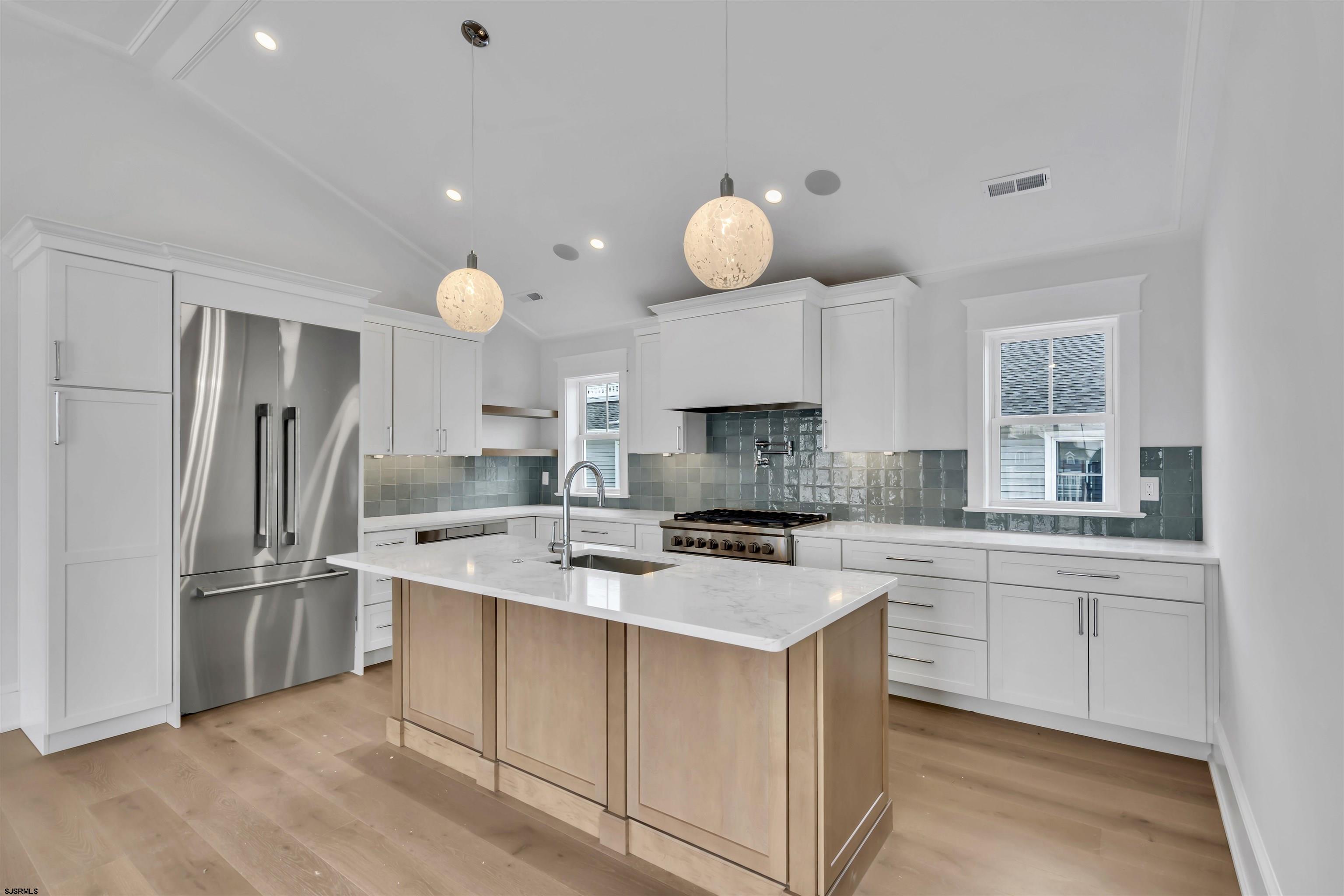 5131 West Avenue Unit: 2