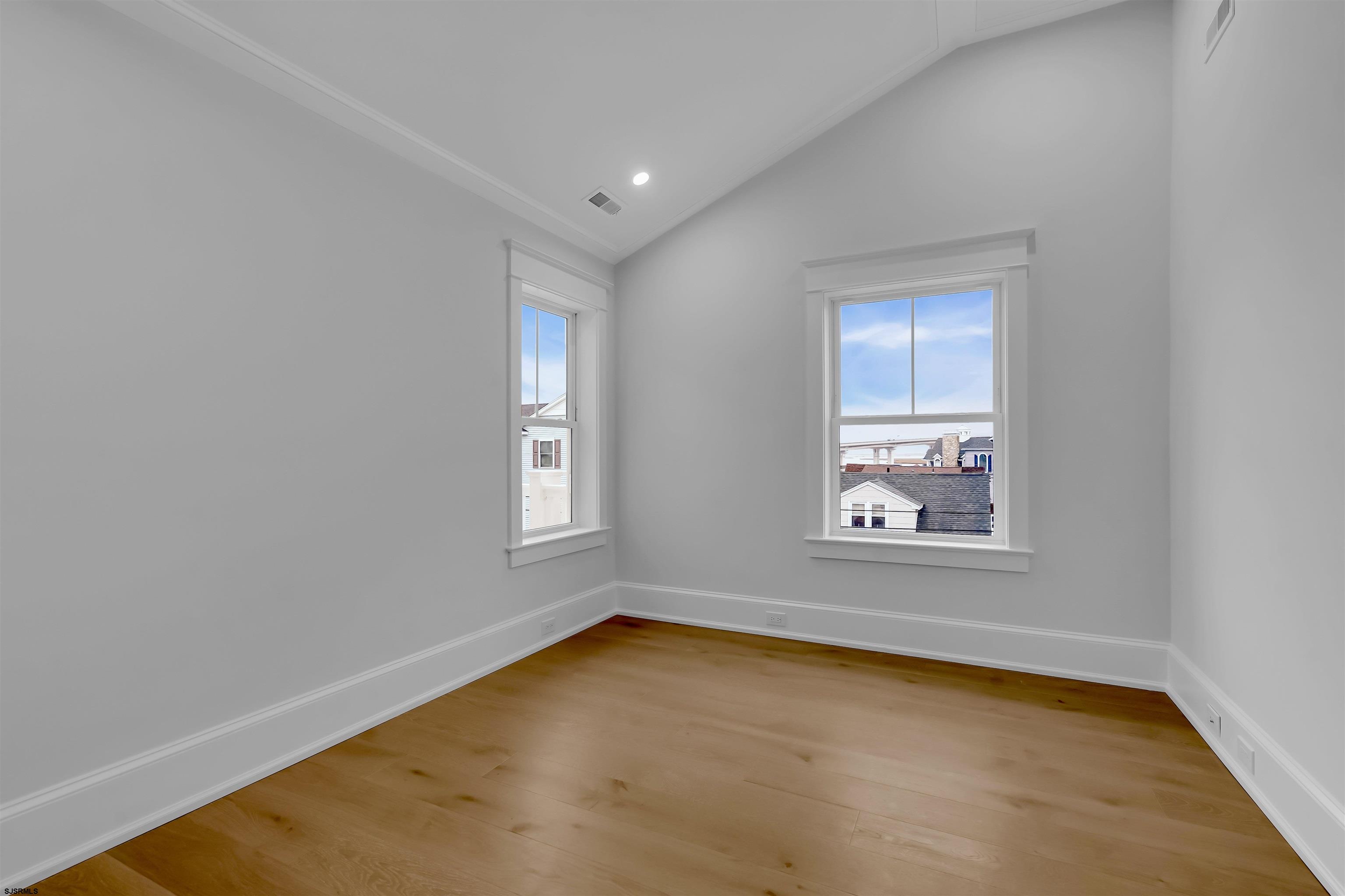 5131 West Avenue Unit: 2