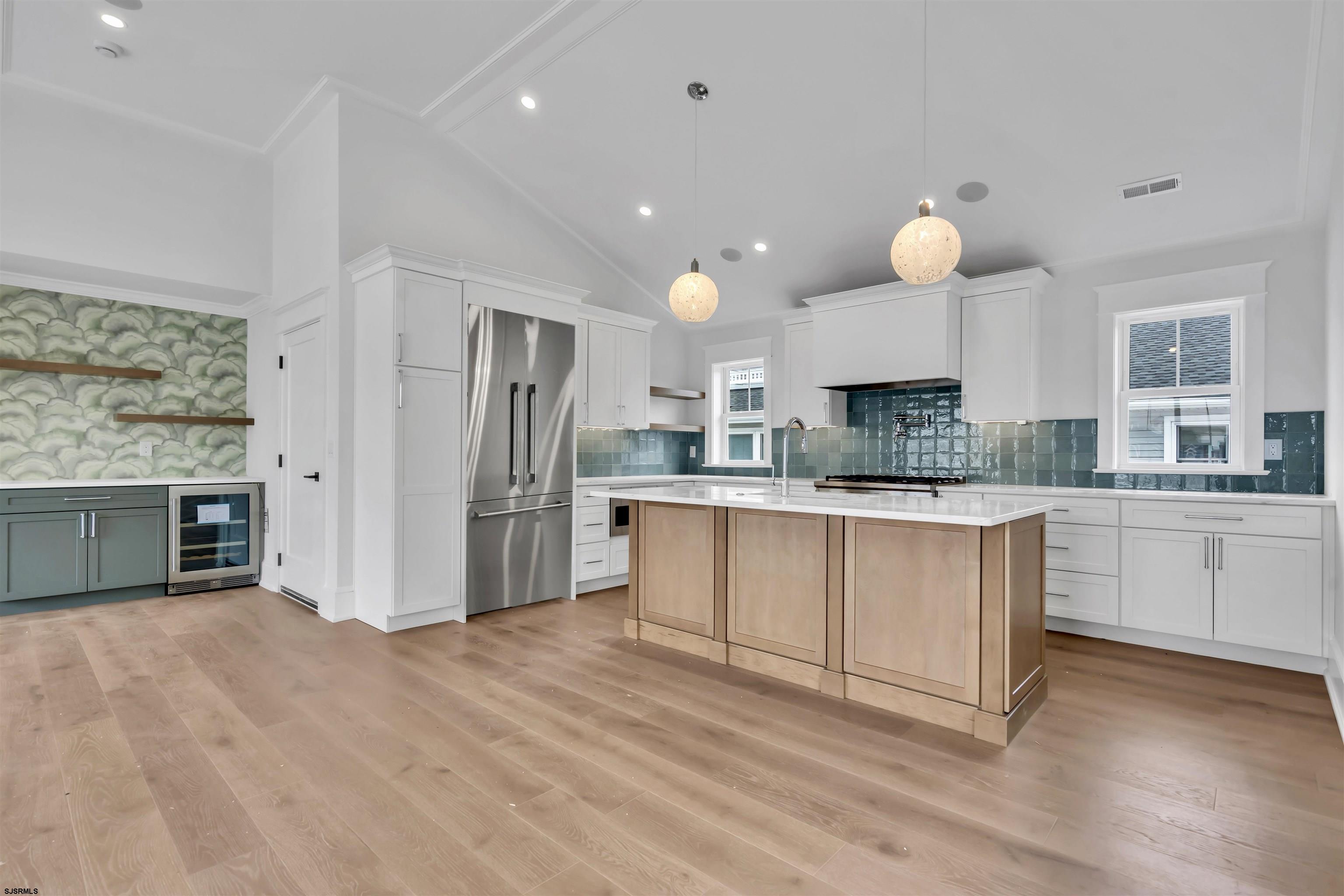 5131 West Avenue Unit: 2